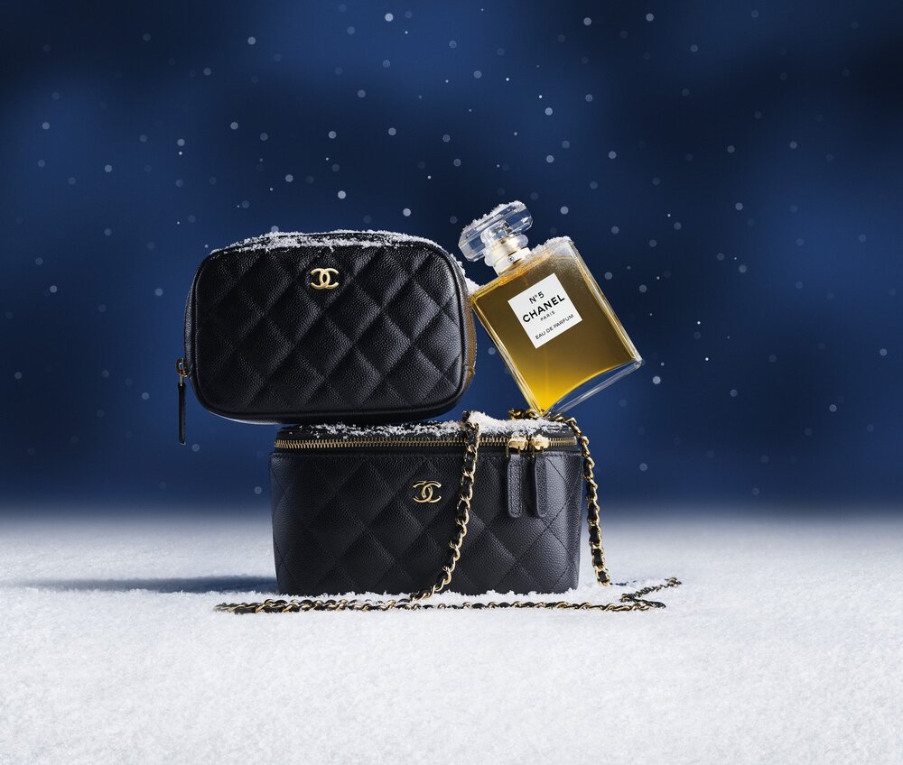 Hinh anh CHANEL Holiday 2025 - Winter Constellation: Dải ngân hà ngày đông trong mùa lễ hội 3