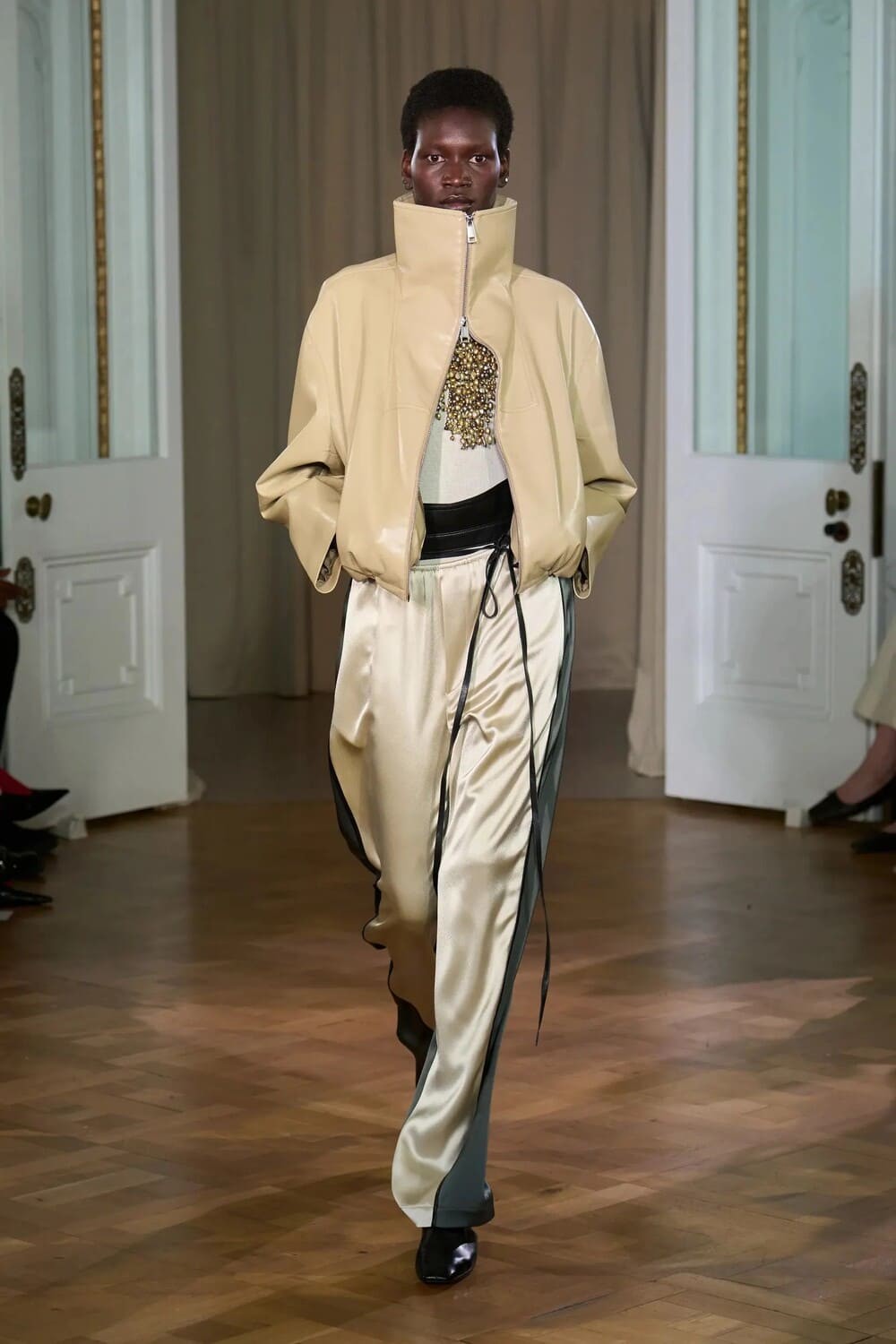 Hinh anh Stella McCartney, Khaite hay Altuzarra 8