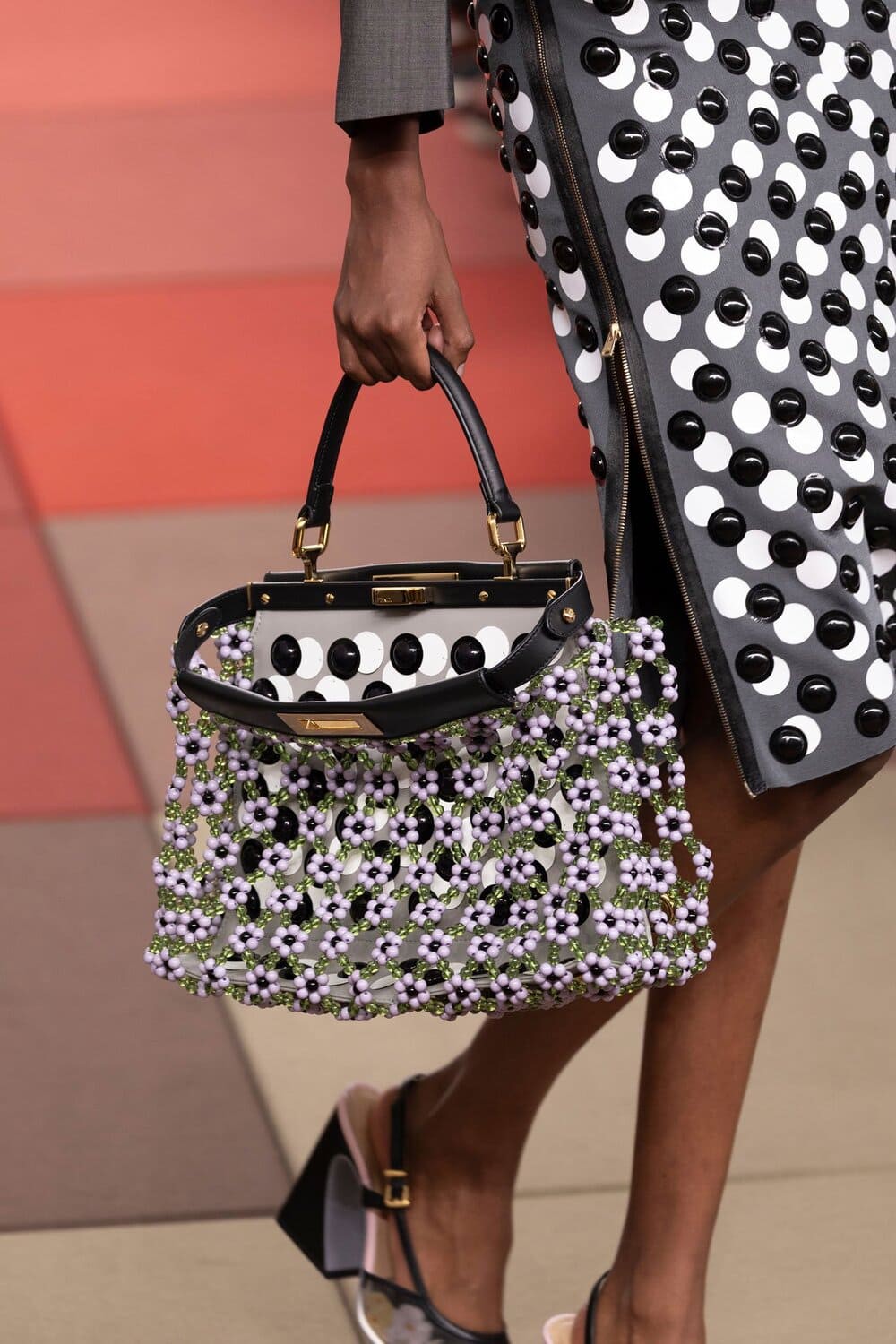 Hinh anh Các mẫu túi biểu tượng được Fendi biến tấu thế nào trong BST Xuân Hè 2026? 3