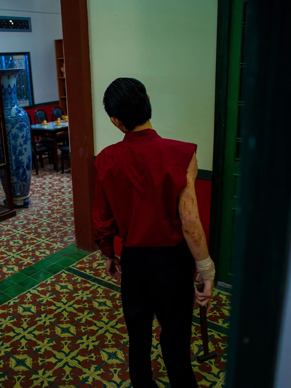 Hinh anh Quỷ tha ma bắt: Thai chiêu tài - Bảng màu và thanh âm thuần Việt 10