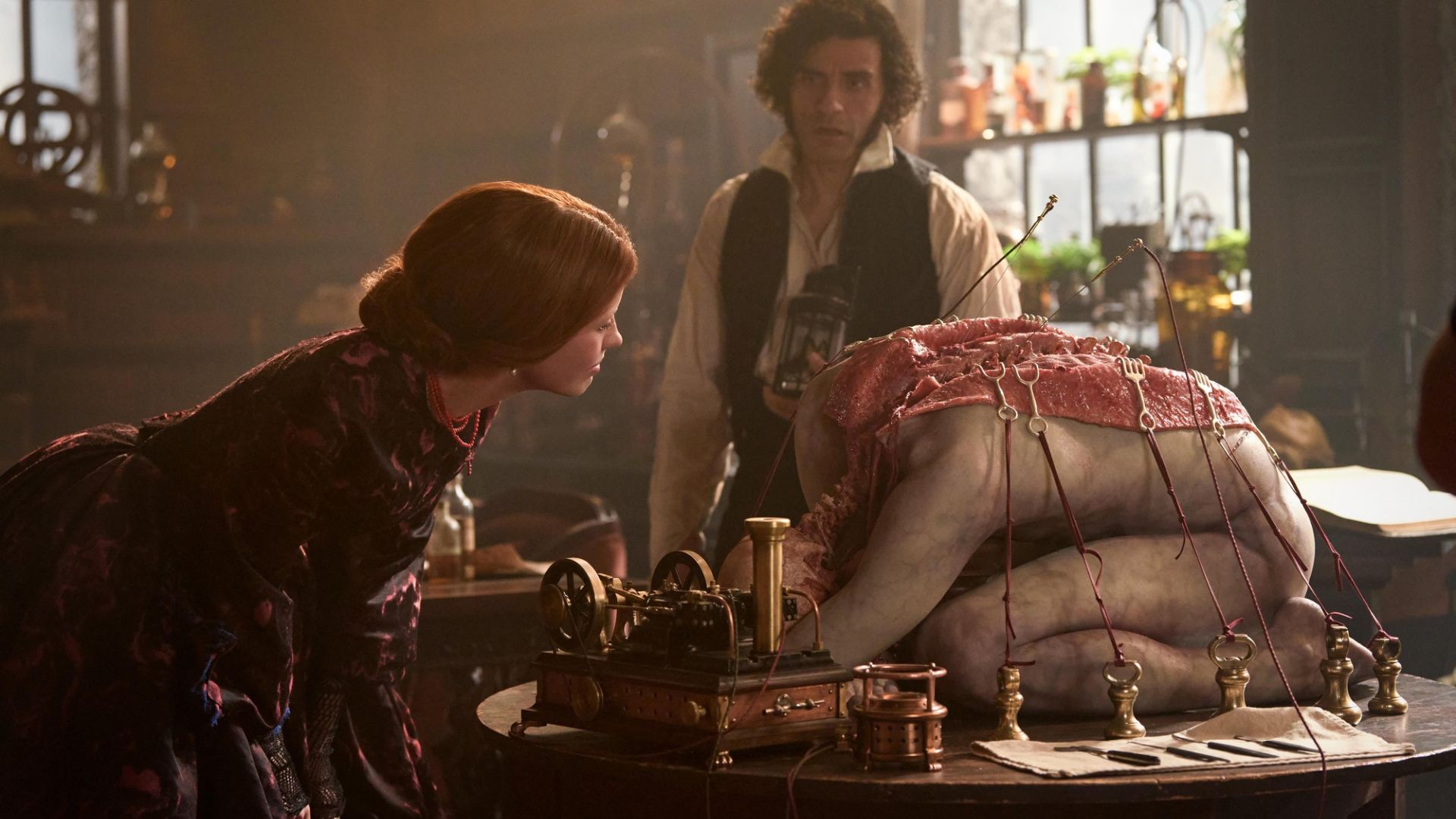 Hinh anh 'Frankenstein': Kiệt tác Gothic soi thấu vẻ đẹp trong bóng tối 8