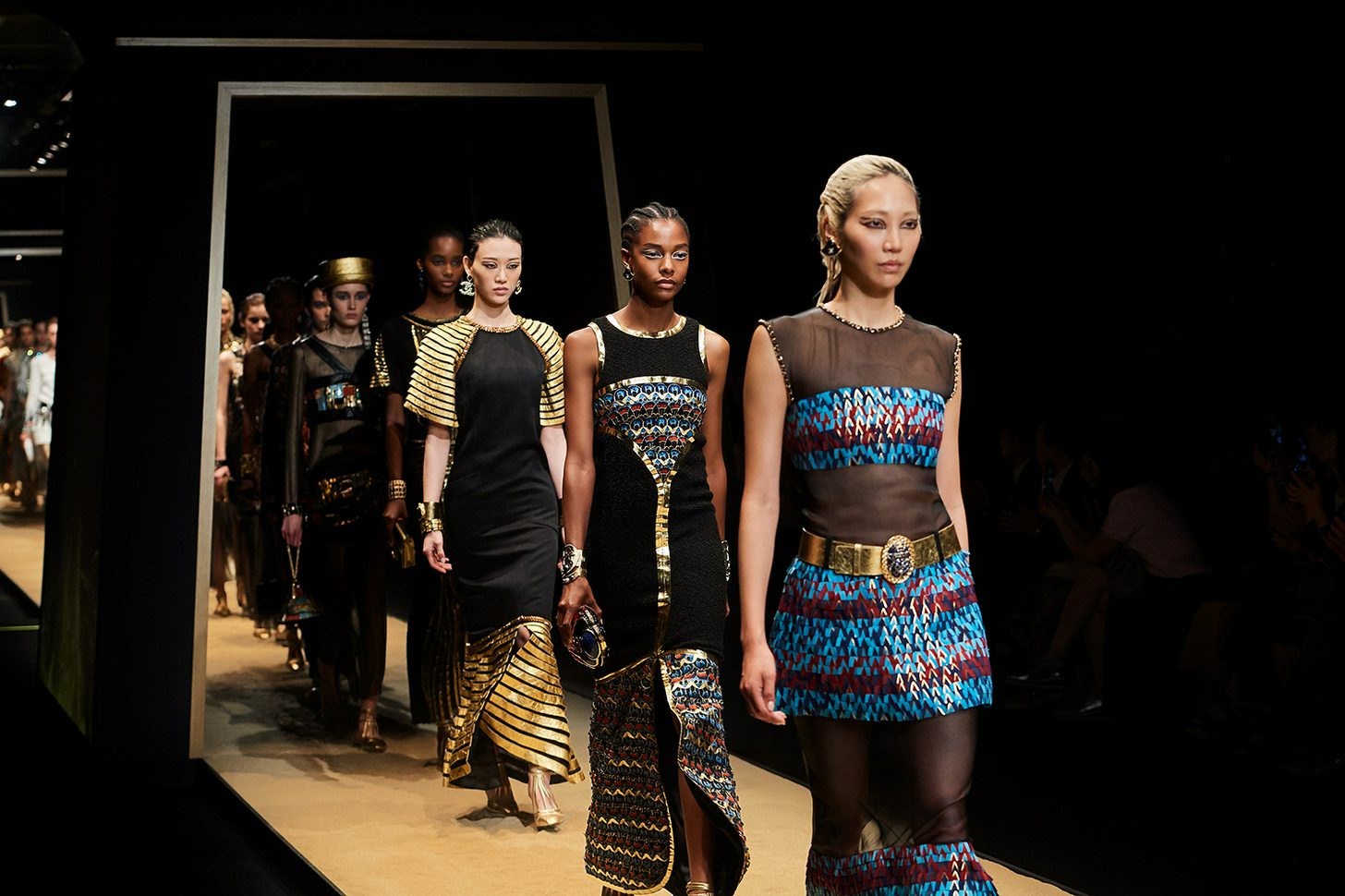 Show diễn CHANEL 2018/2019