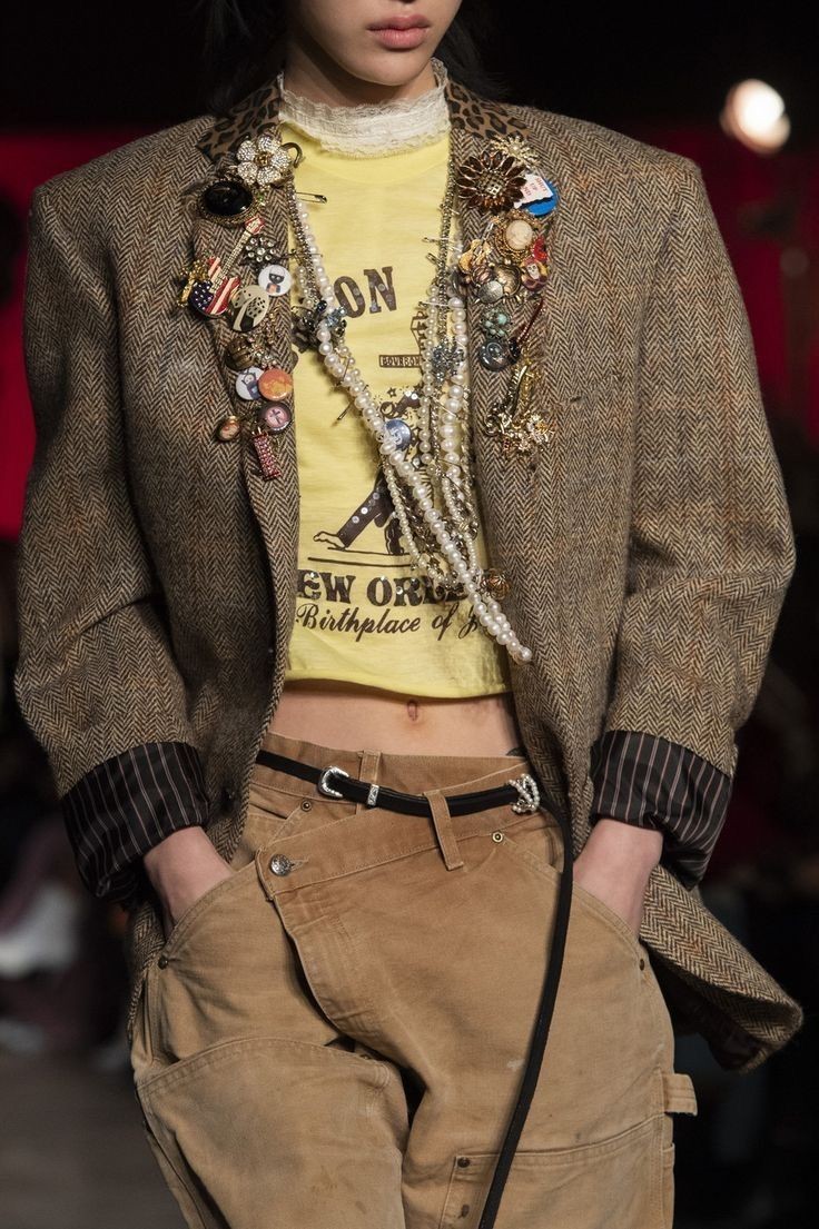 Brooched: Trâm cài và phụ kiện mang tính sưu tầm