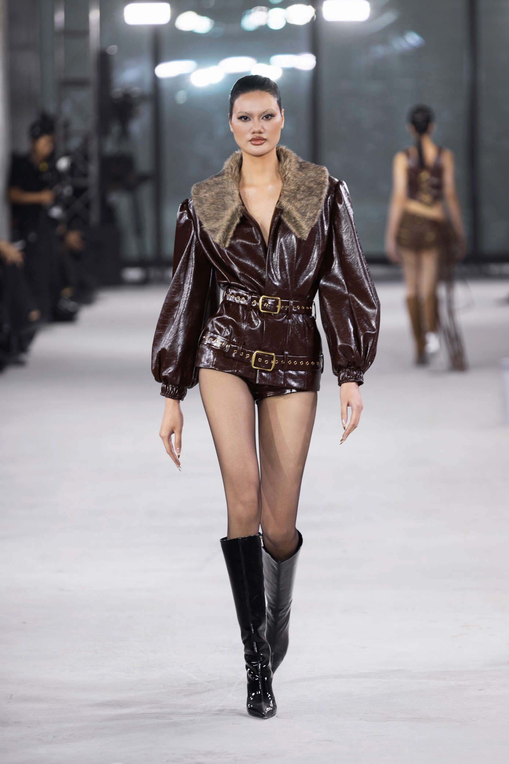 Hinh anh Emerge 2025 by Đỗ Long: Vẻ đẹp tái sinh từ những góc cạnh thô mộc 5