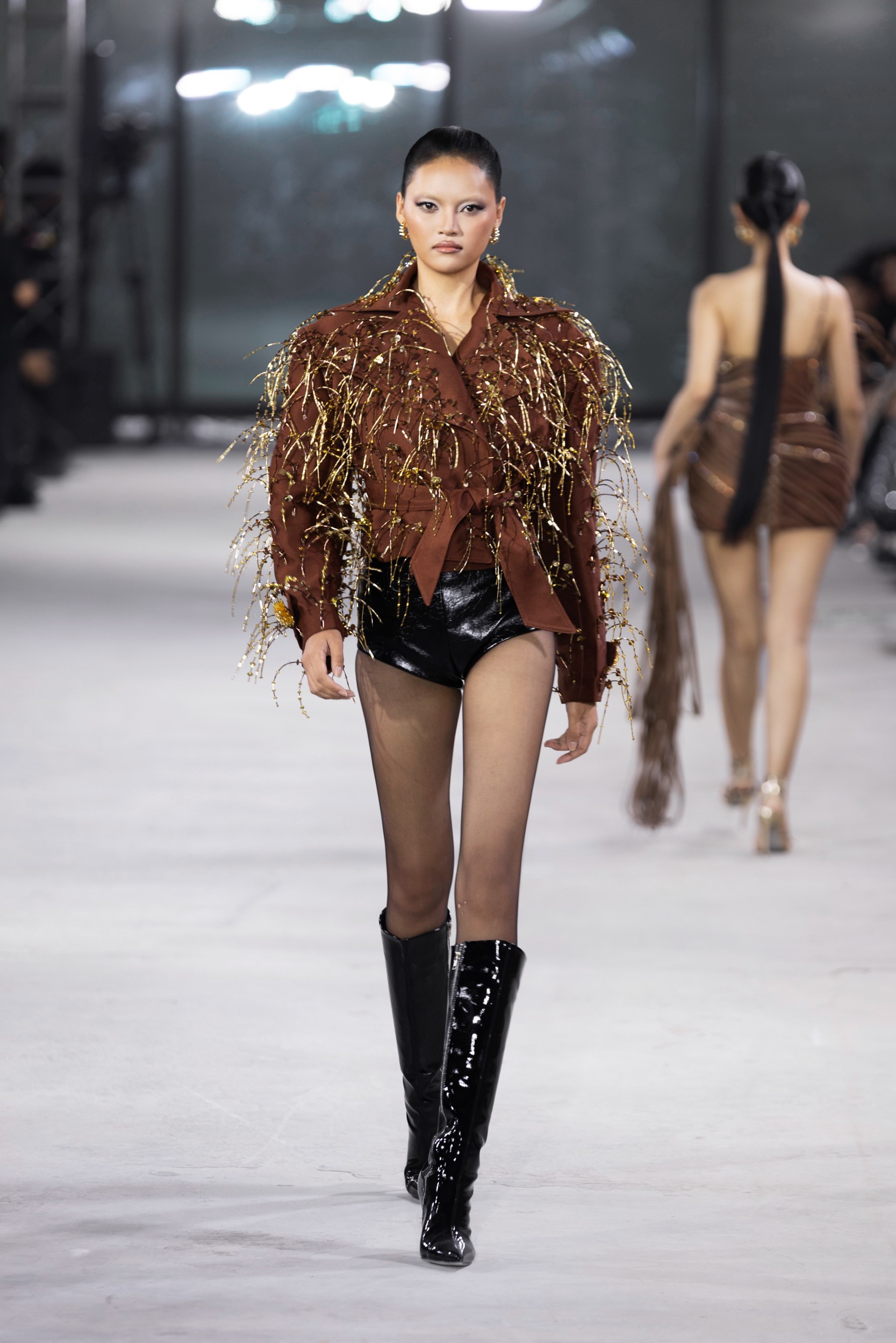 Hinh anh Emerge 2025 by Đỗ Long: Vẻ đẹp tái sinh từ những góc cạnh thô mộc 2