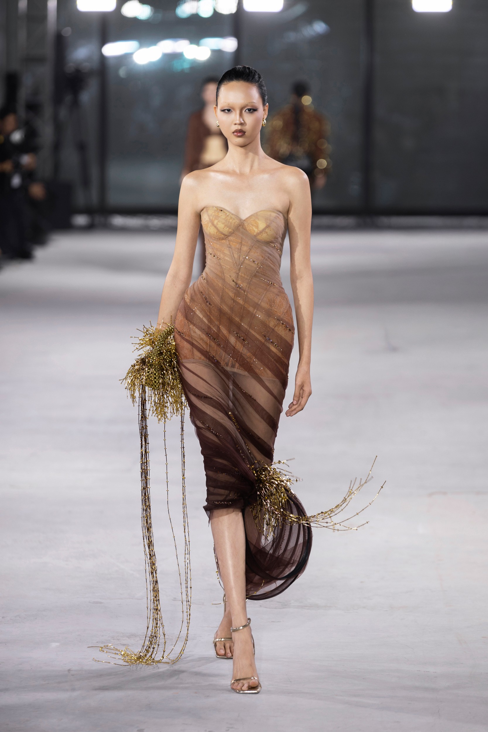 Hinh anh Emerge 2025 by Đỗ Long: Vẻ đẹp tái sinh từ những góc cạnh thô mộc 8