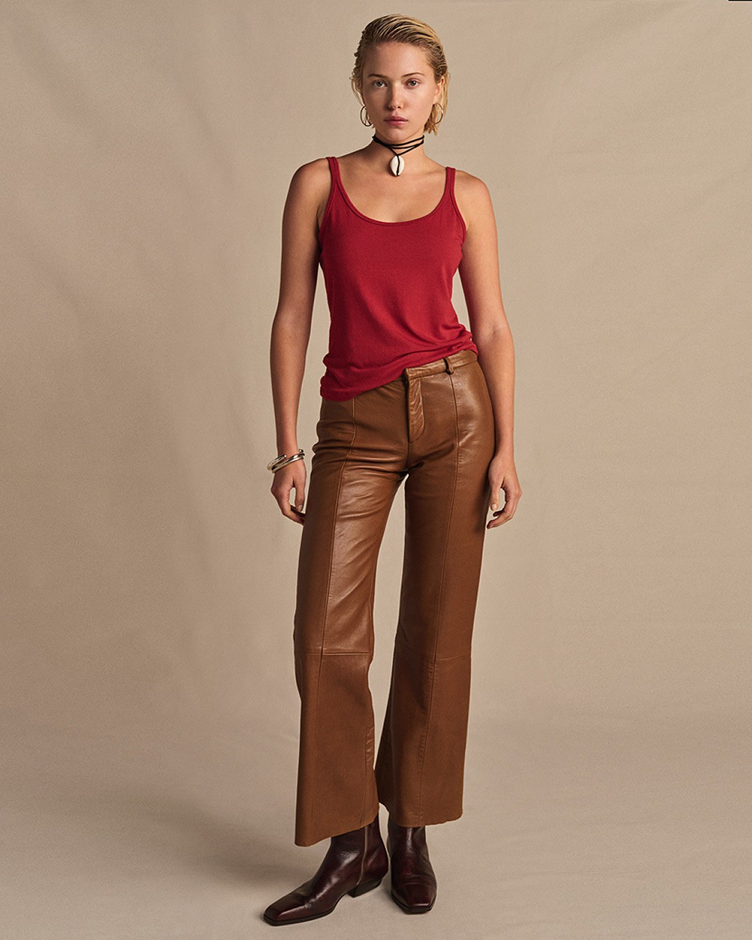 Banana Republic và thời trang Archive: Bảo tàng di sản trong hình hài retail