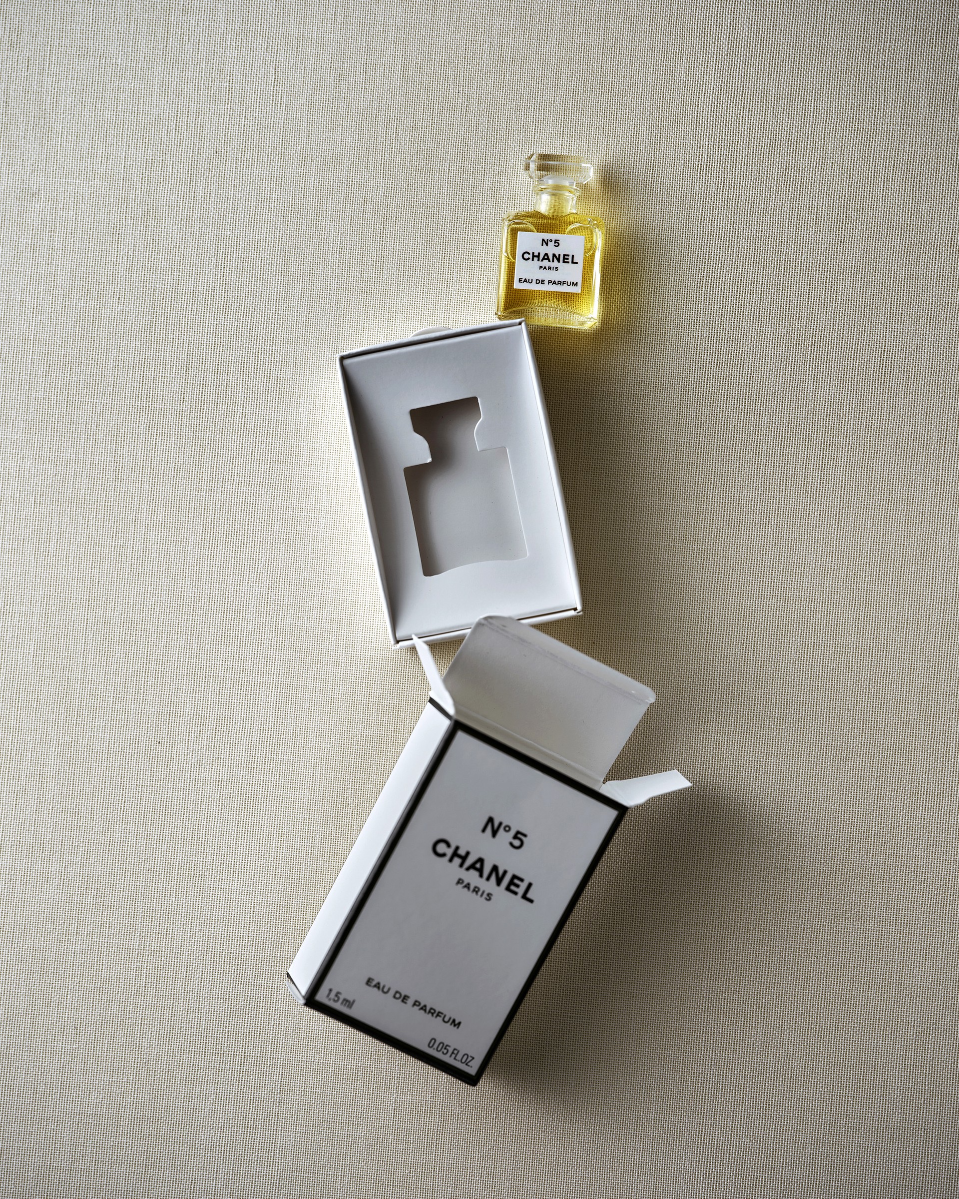 Hinh anh CHANEL vinh danh 55 nhân vật tiêu biểu với dự án The 55 CHANEL Fragrance Voices 13