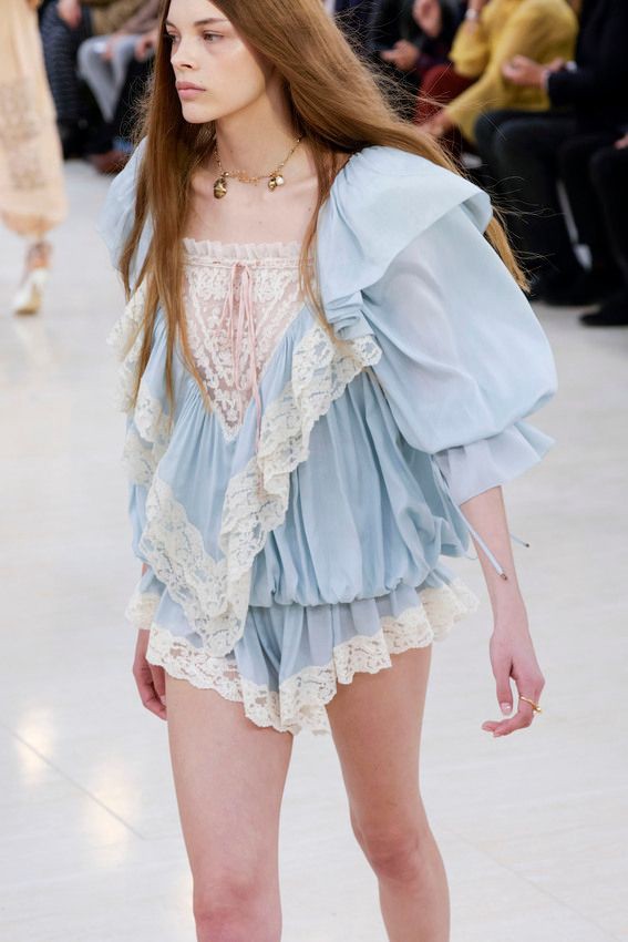 Hinh anh Dự đoán xu hướng thời trang 2026: Khi thẩm mỹ phản chiếu tâm trạng thời đại 17