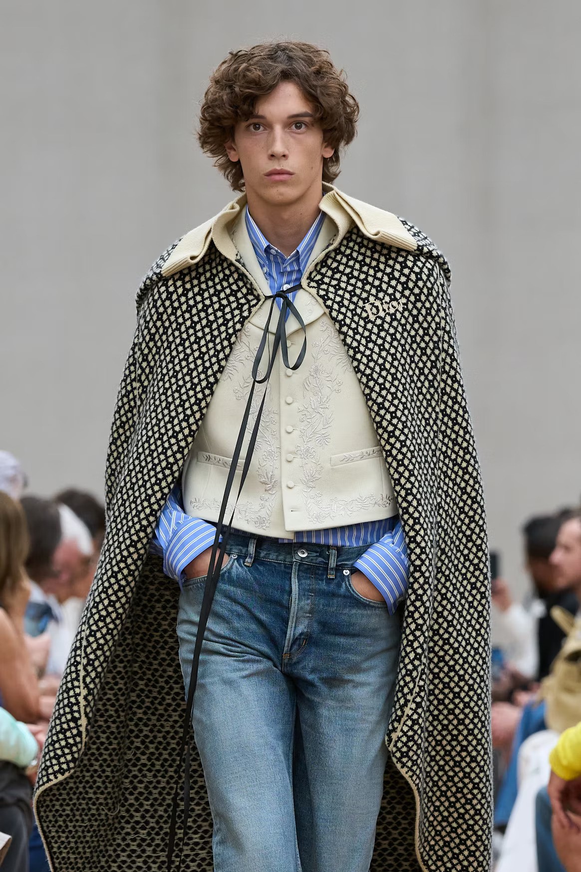 Poetcore: Phong cách thi sĩ mang tính ứng dụng