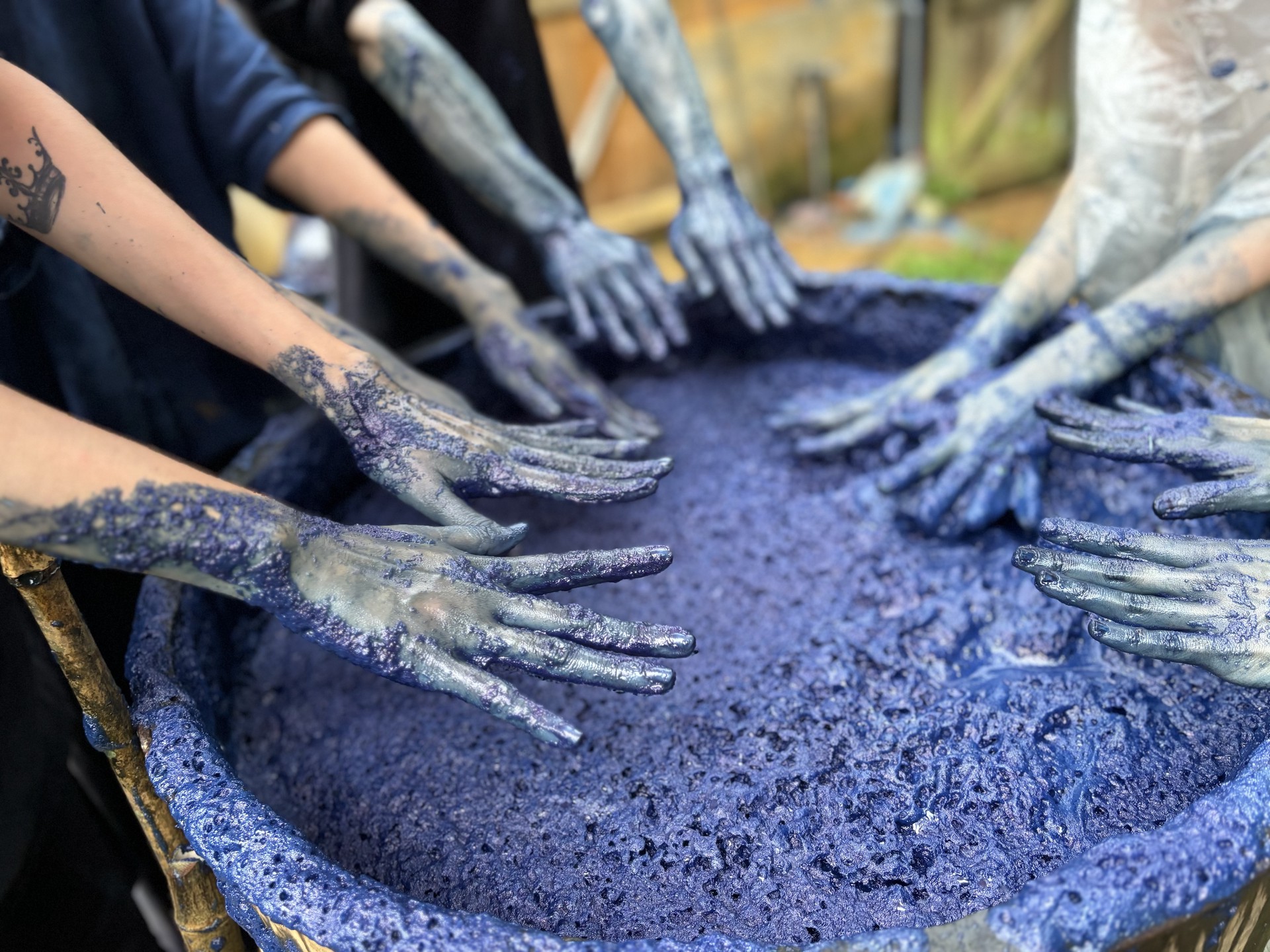 Rong chơi cho thỏa kiếp nhân sinh