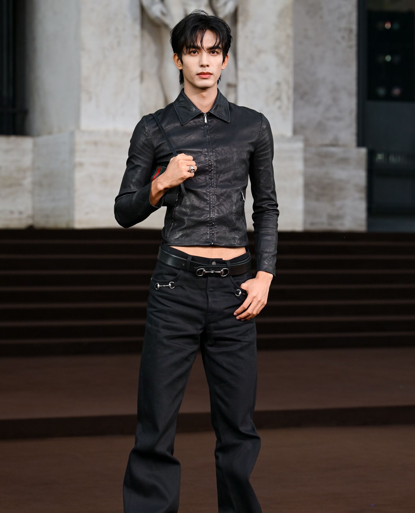 Hinh anh Phom dáng ôm sát và sự dịch chuyển thẩm mỹ trong thời trang nam 8