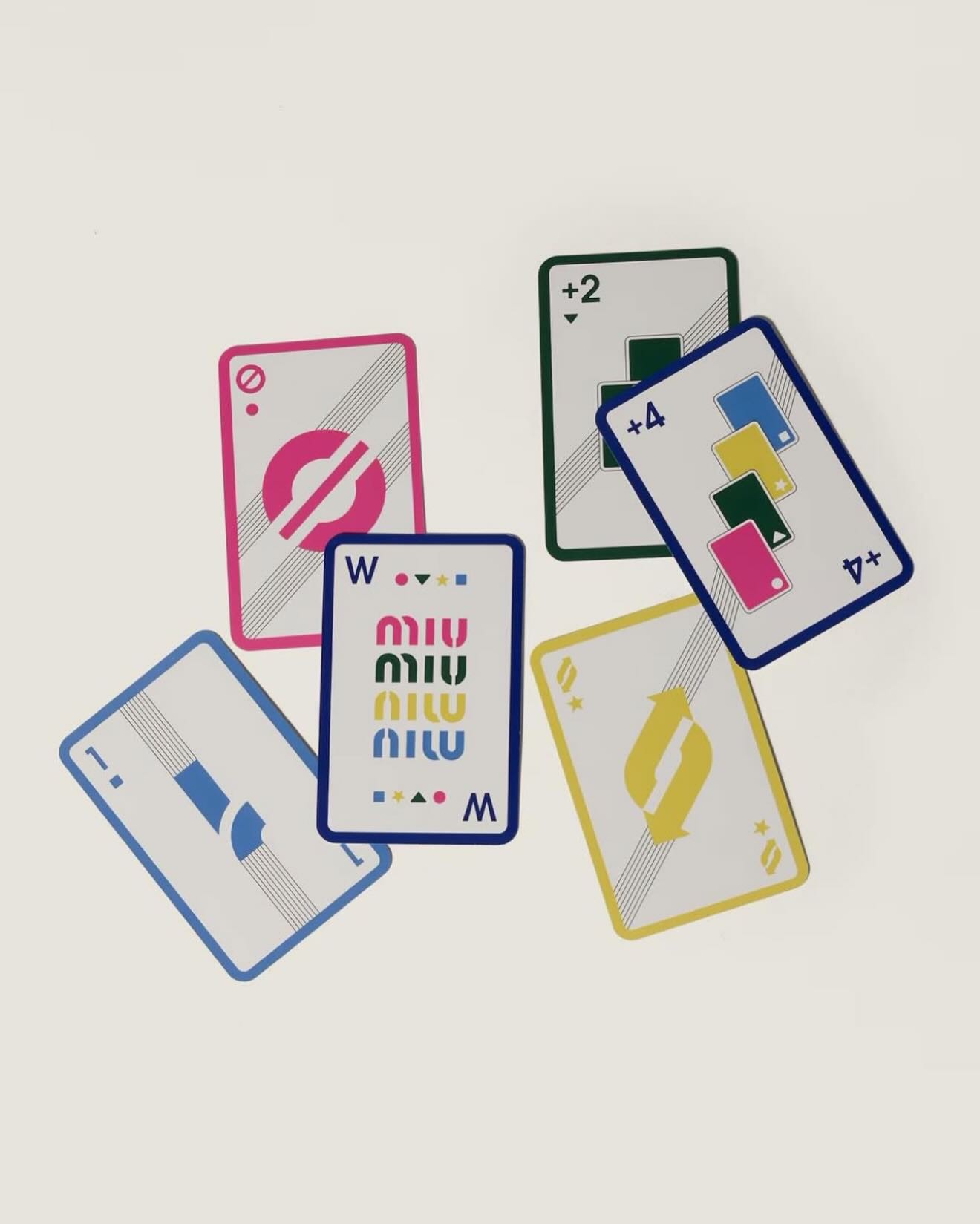 Hinh anh Board game: Khi giới thời trang xa xỉ “chơi” theo luật mới 7