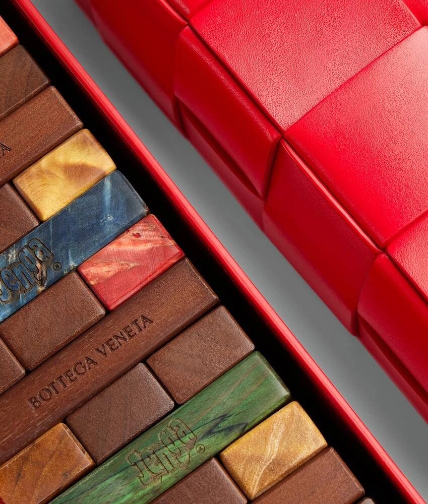 Hinh anh Board game: Khi giới thời trang xa xỉ “chơi” theo luật mới 5