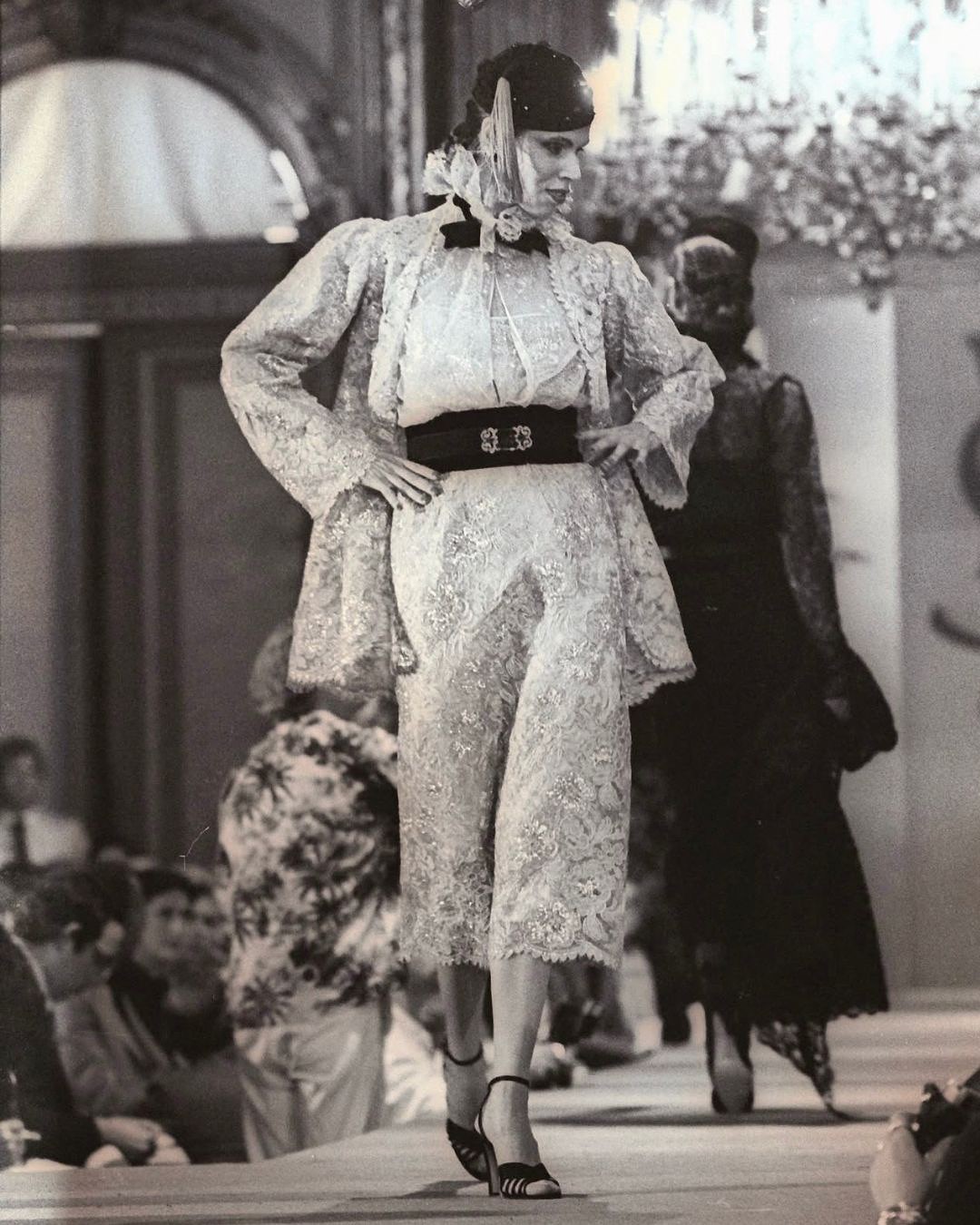 Hinh anh Bán lại ký ức: Chiến lược kho lưu trữ đang định hình thời trang đương đại 4