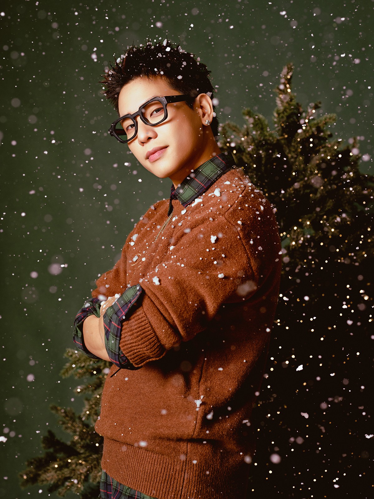 Hinh anh Tràn ngập tình yêu trong MV 'Lửa Gần Rơm' của Quân A.P 1