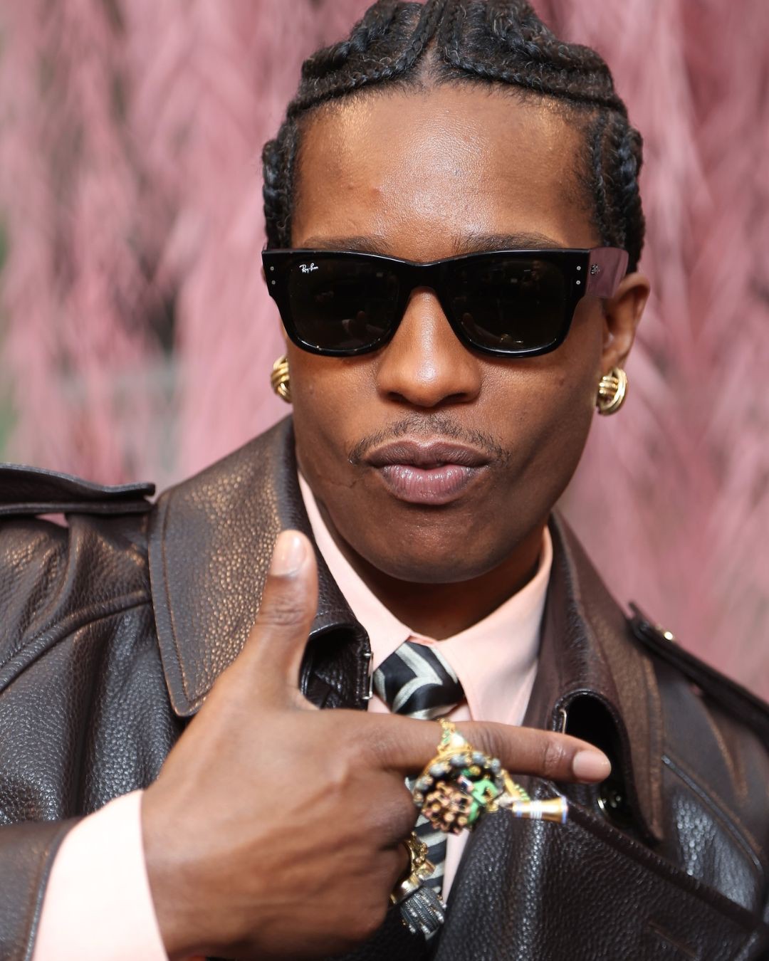 Hinh anh A Rocky bước vào địa hạt trang sức với PAVĒ NITEŌ 1