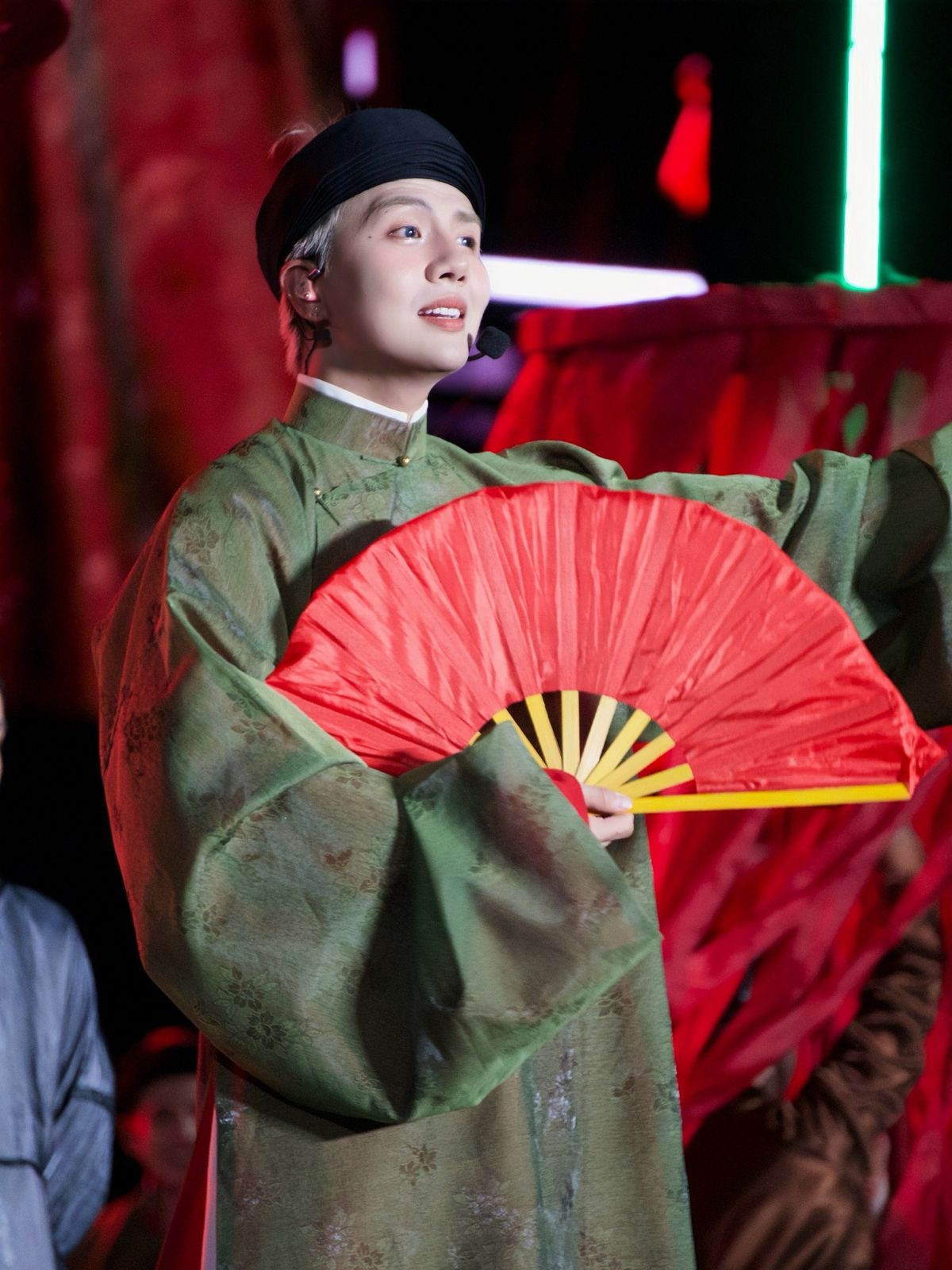 Hinh anh ‘Anh Trai Vượt Ngàn Chông Gai’ đã vực dậy Yeah1 như thế nào? 3