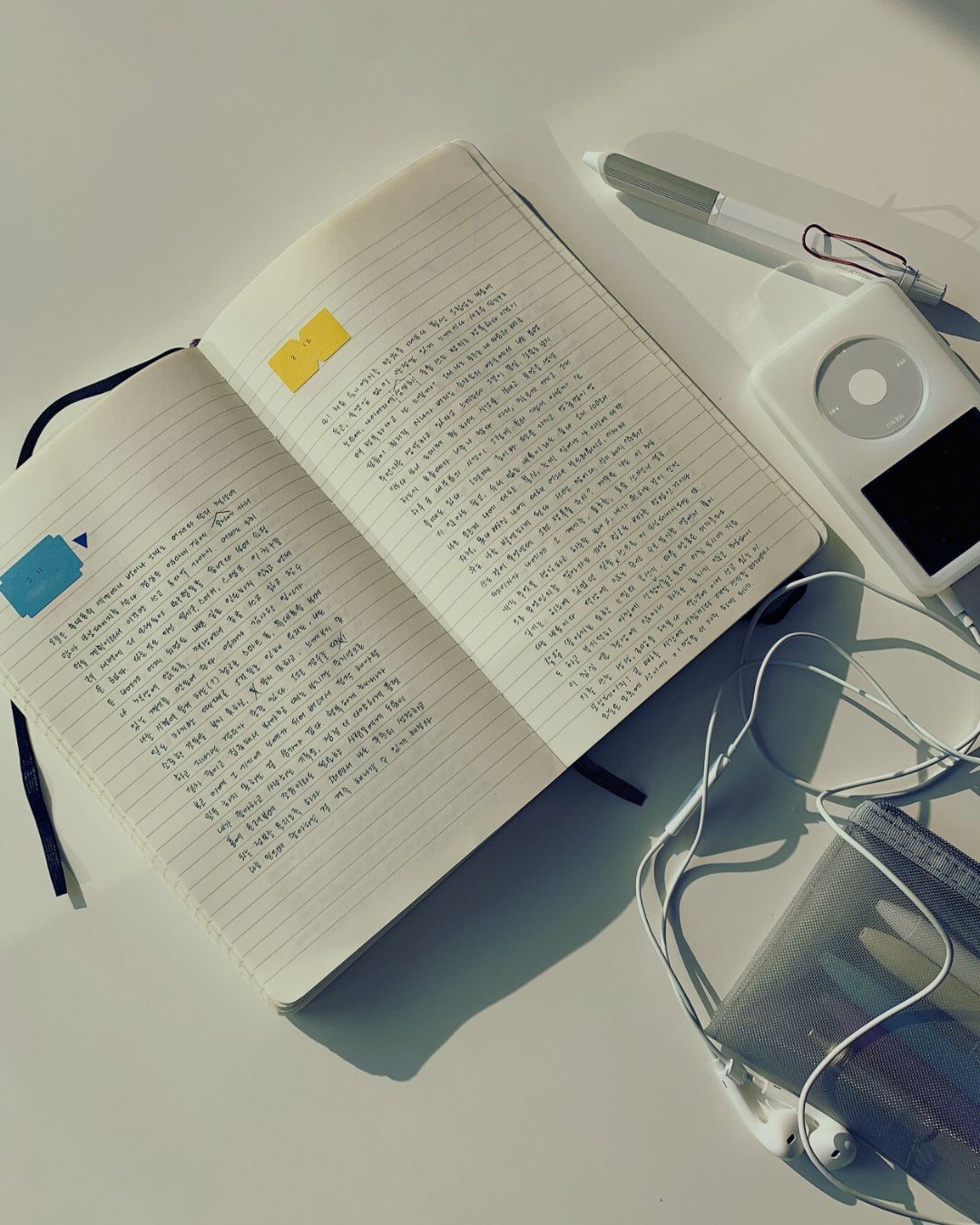 Hinh anh Viết thư tay và liệu pháp sống chậm của người trẻ 7