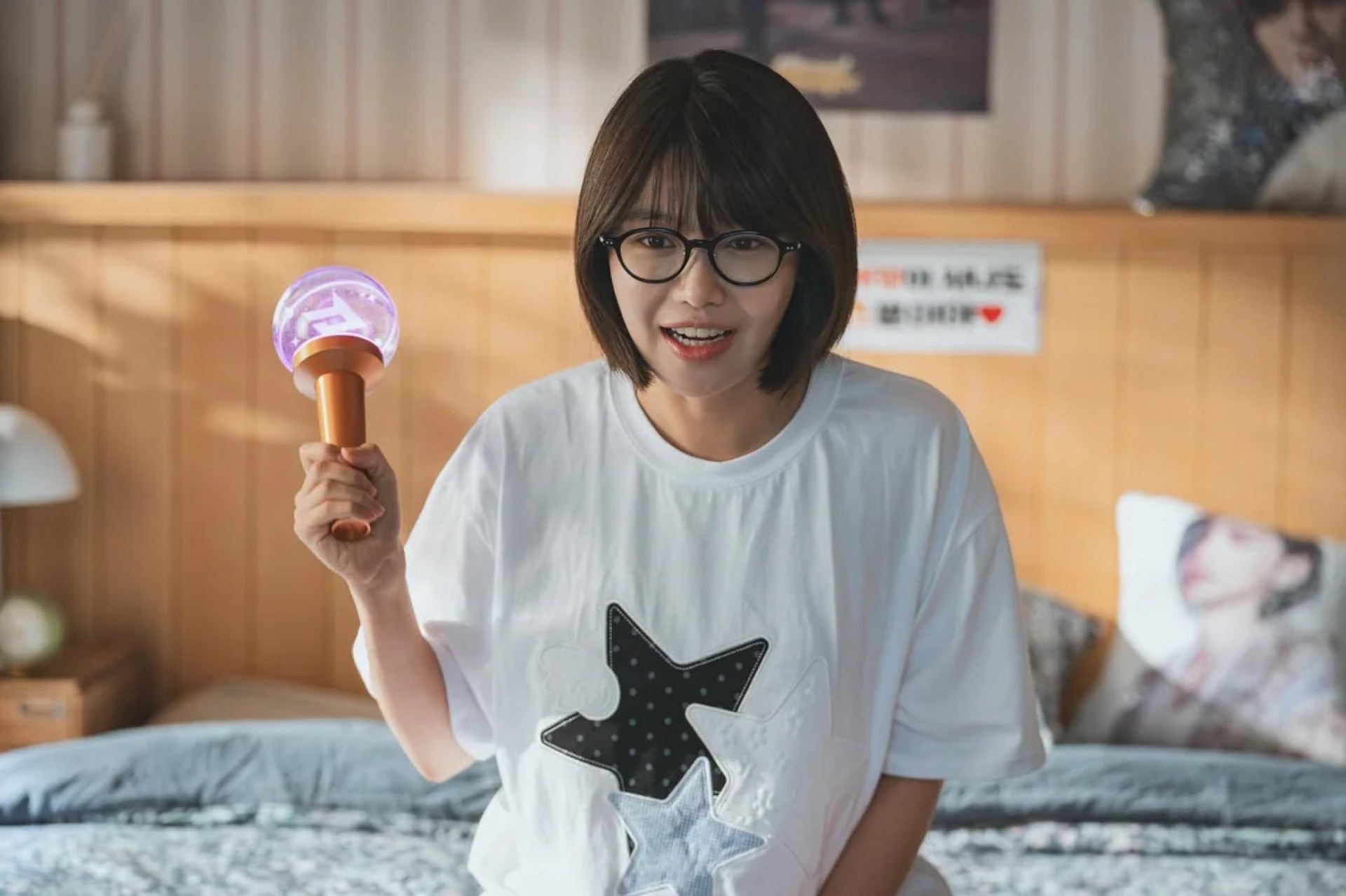 Hinh anh Review phim 'Luật sư của thần tượng’: Khi chân tình của fangirl trở thành sức mạnh thay đổi số phận idol 1