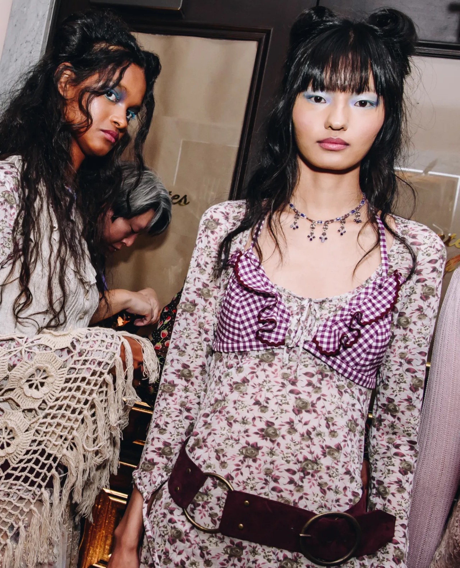 Hinh anh Bảng màu đa sắc trở thành xu hướng trang điểm chủ đạo của năm 2026 12