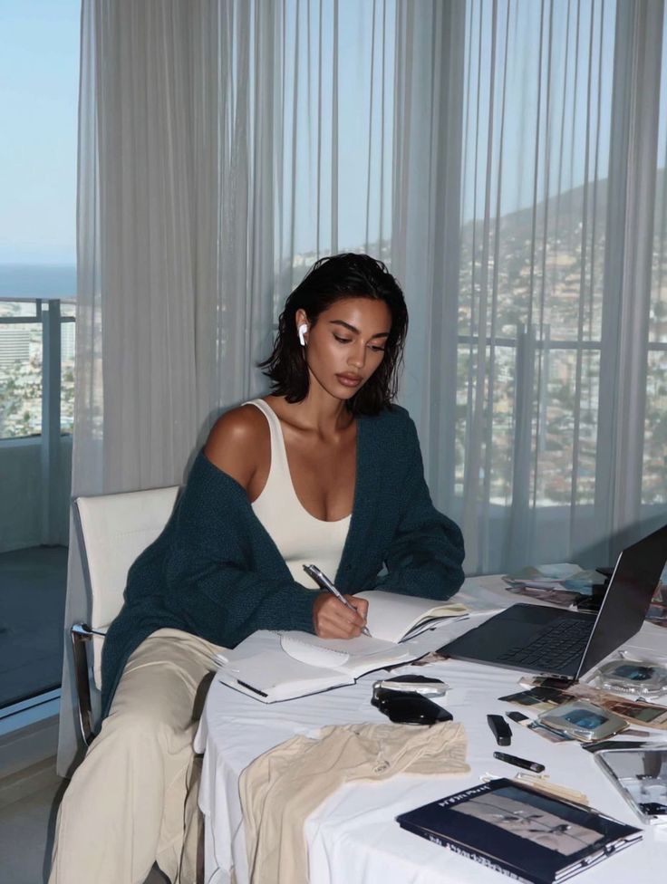 Hinh anh Thành công ngày nay có được định nghĩa bằng sự nghiệp? 6