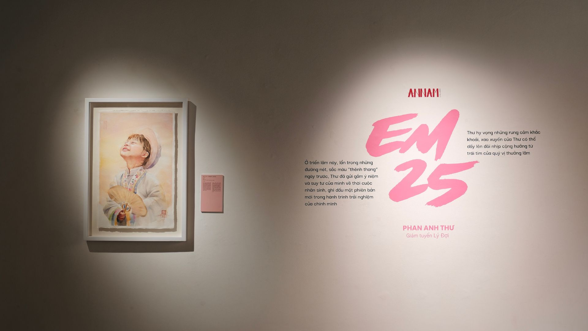 Hinh anh ‘EM 25’: Hành trình tự họa ở tuổi 25 của họa sĩ Phan Anh Thư 3