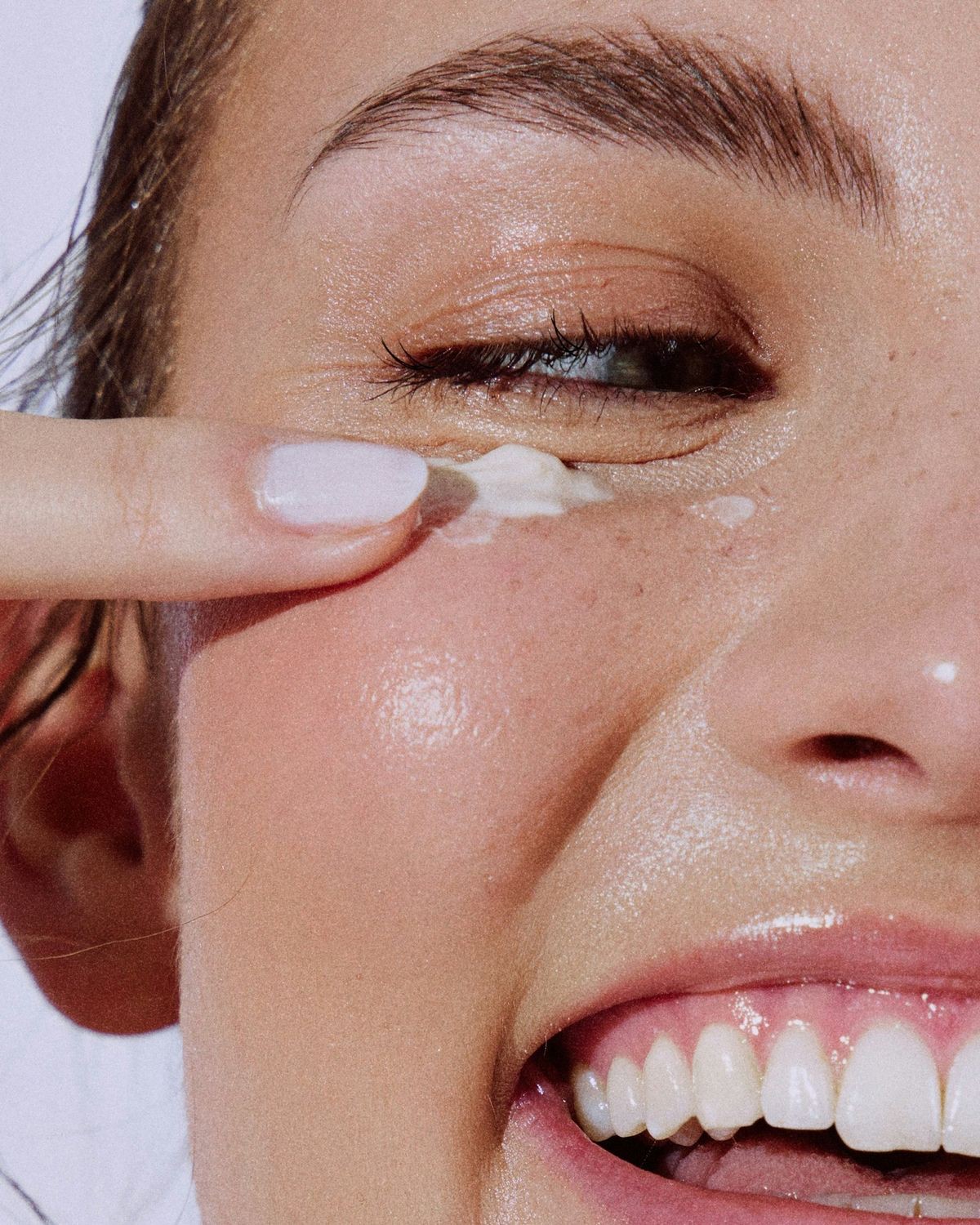 Hinh anh Liệu các giải pháp làm đẹp có thể đẩy lùi quầng thâm quanh mắt? 4