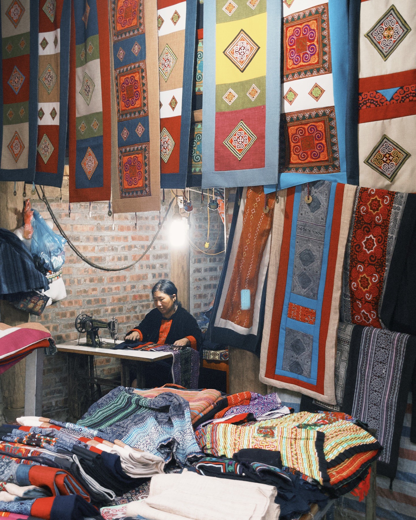 Hinh anh Có Tết 2026: Việt Nam và hành trình khám phá tên gọi khác của những thành phố thân thuộc 12