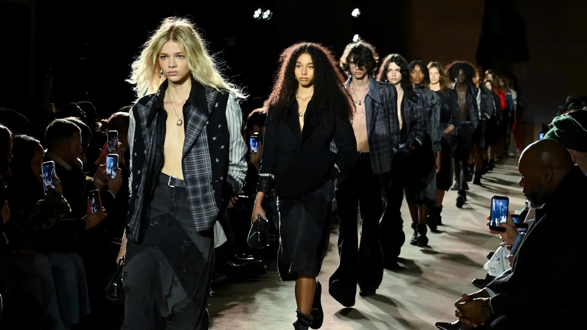 Hinh anh Coach Fall/Winter 2026: Thế nào là tinh thần nổi loạn của “dân chơi” nước Mỹ? 20