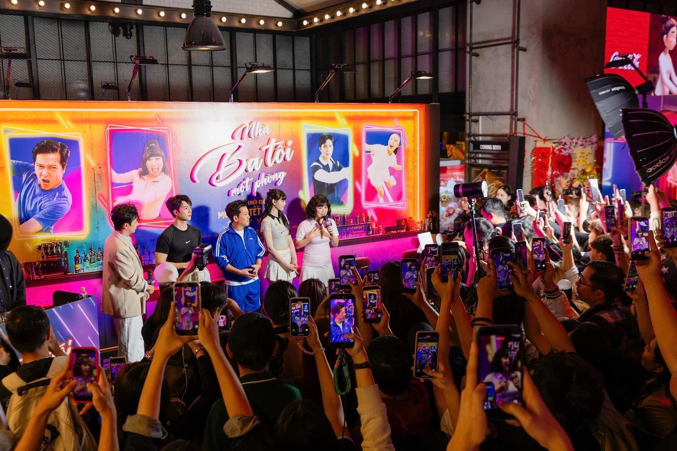 Hinh anh Anh Tú Atus tiết lộ cơ duyên đóng phim Tết của Trường Giang 2