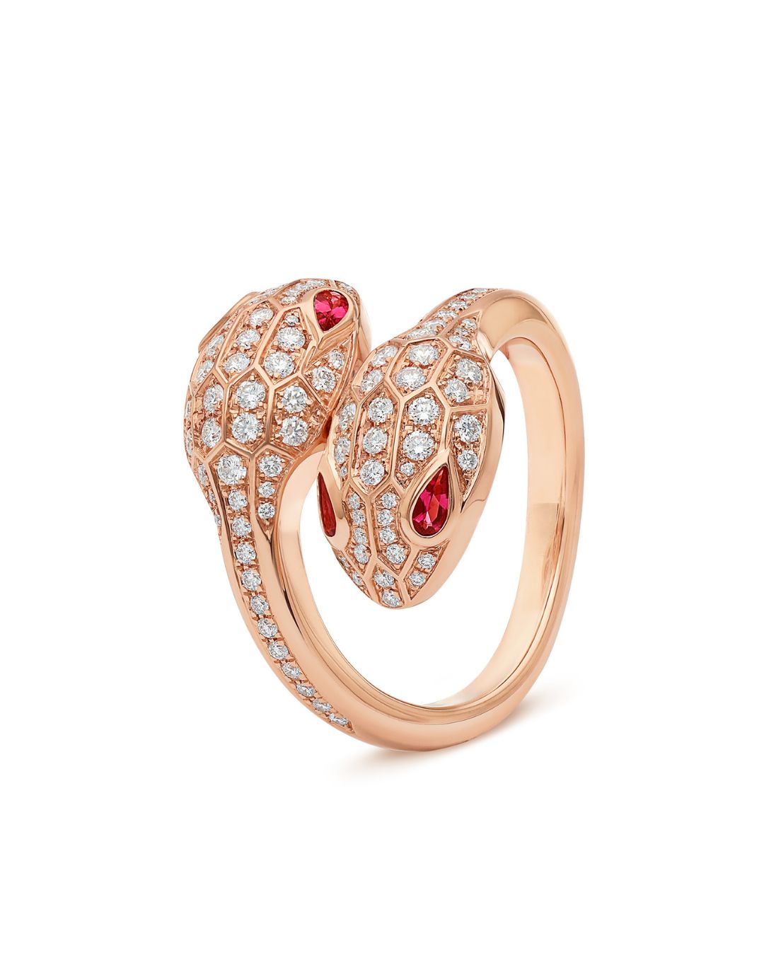 Hinh anh Lisa và Bvlgari: Tinh thần Bính Ngọ lan tỏa năng lượng nữ quyền 4