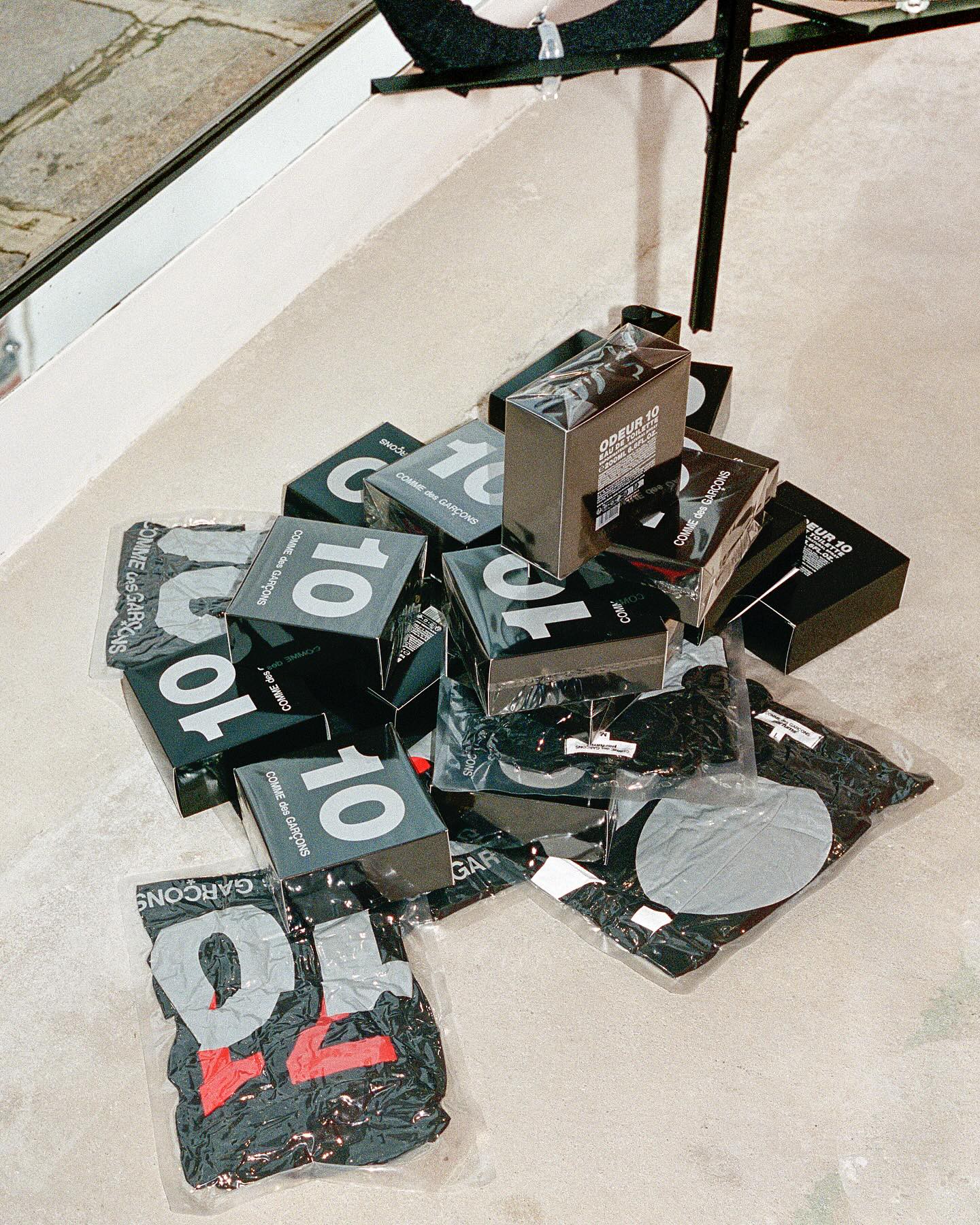 Hinh anh Rei Kawakubo và mùi hương của sự nổi loạn 14