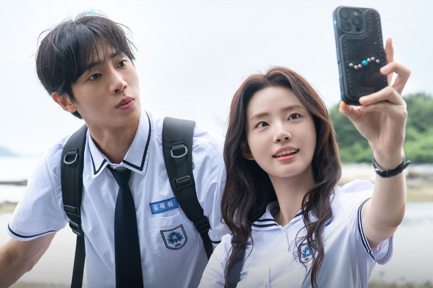 Hinh anh "Đêm nay dẫu tình yêu này biến mất khỏi thế gian": Khi ký ức phai nhòa, cảm xúc vẫn ở lại 1