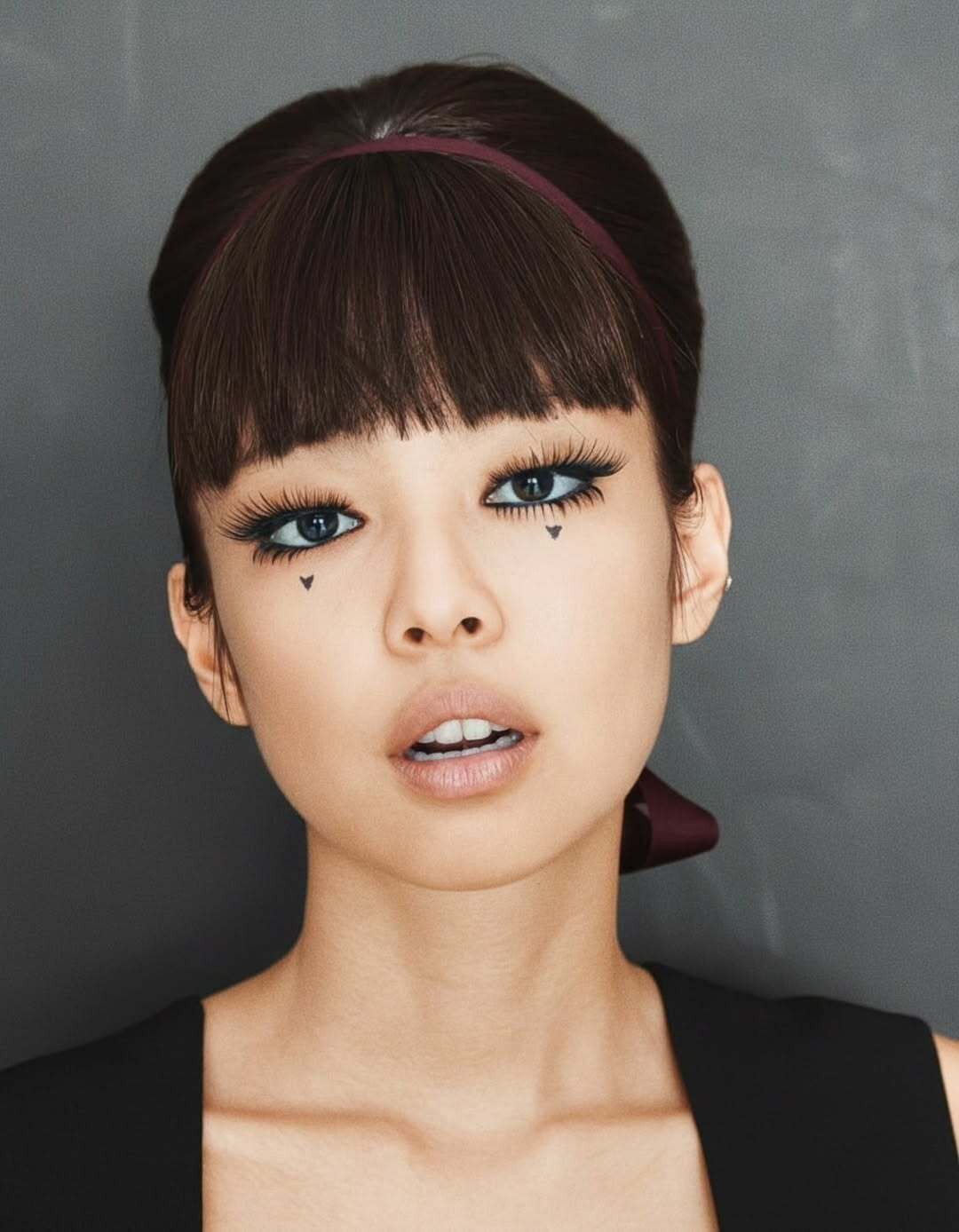 Hinh anh Liệu Jennie có thành công khởi xướng xu hướng mới với Y2K Dark Makeup? 4