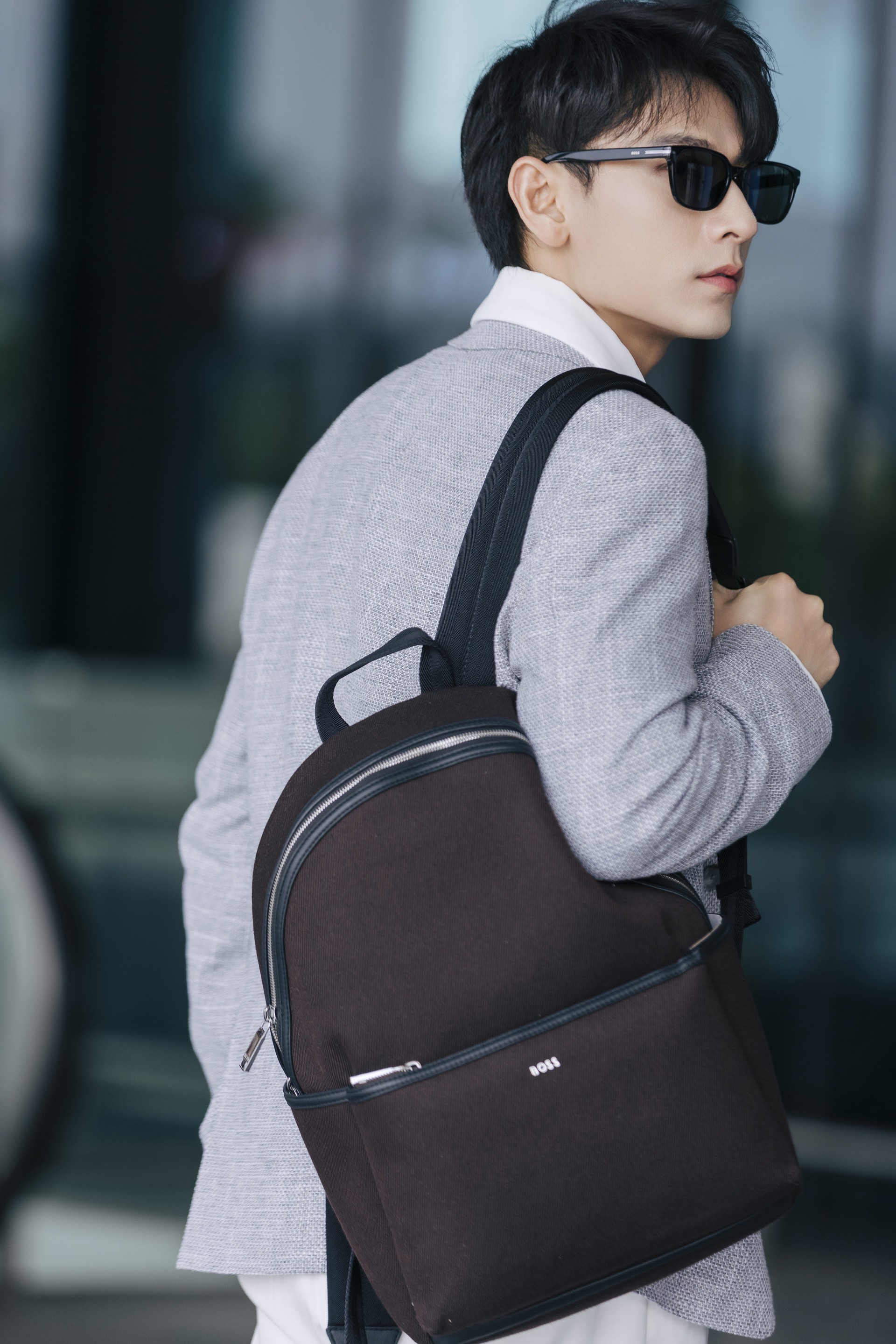 Hinh anh Isaac khẳng định phong thái ‘BeYourOwnBOSS’ tại kinh đô thời trang Milan 5