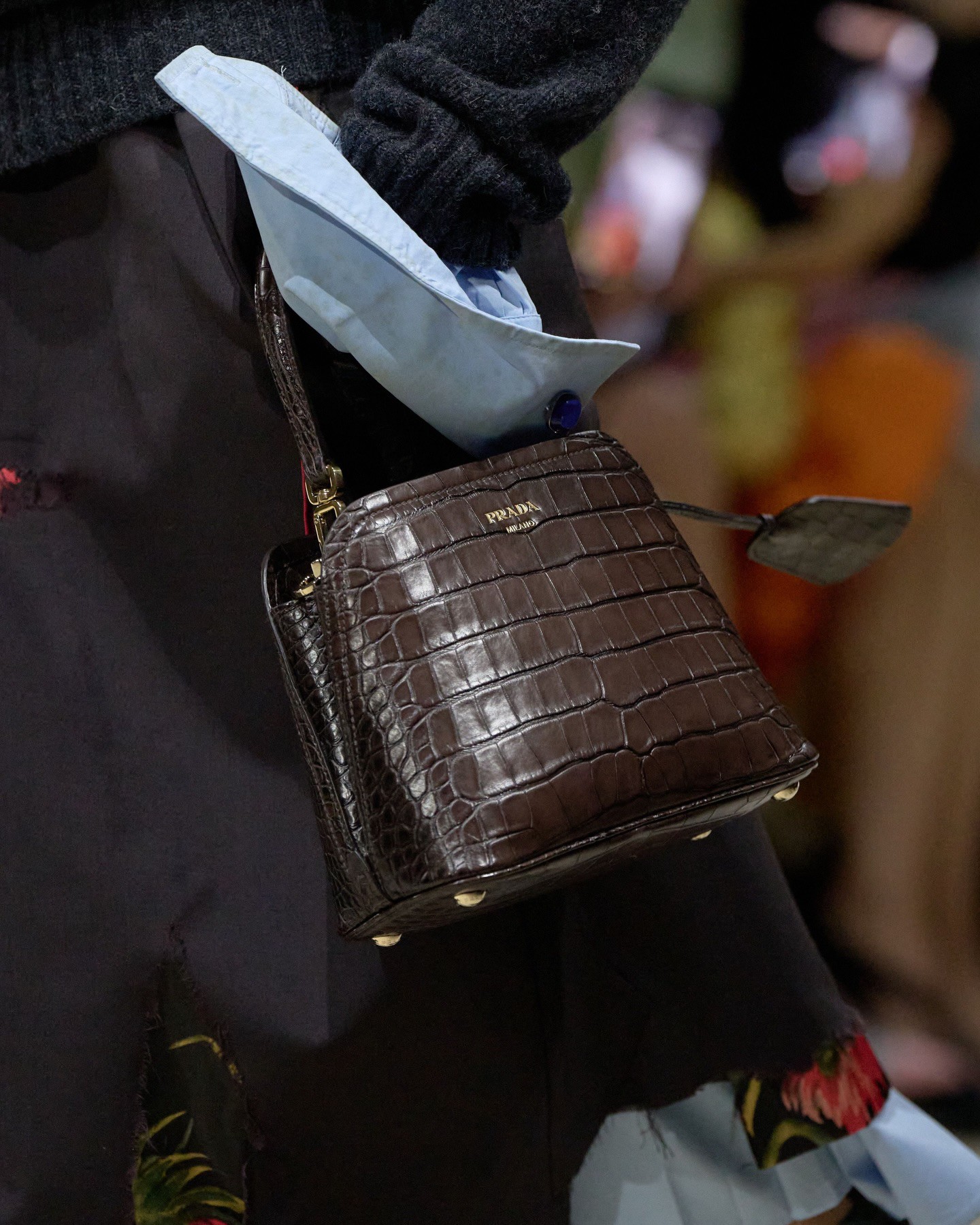 Hinh anh Prada FW 2026: Nghệ thuật layering từ sàn diễn đến đời sống đương đại 14