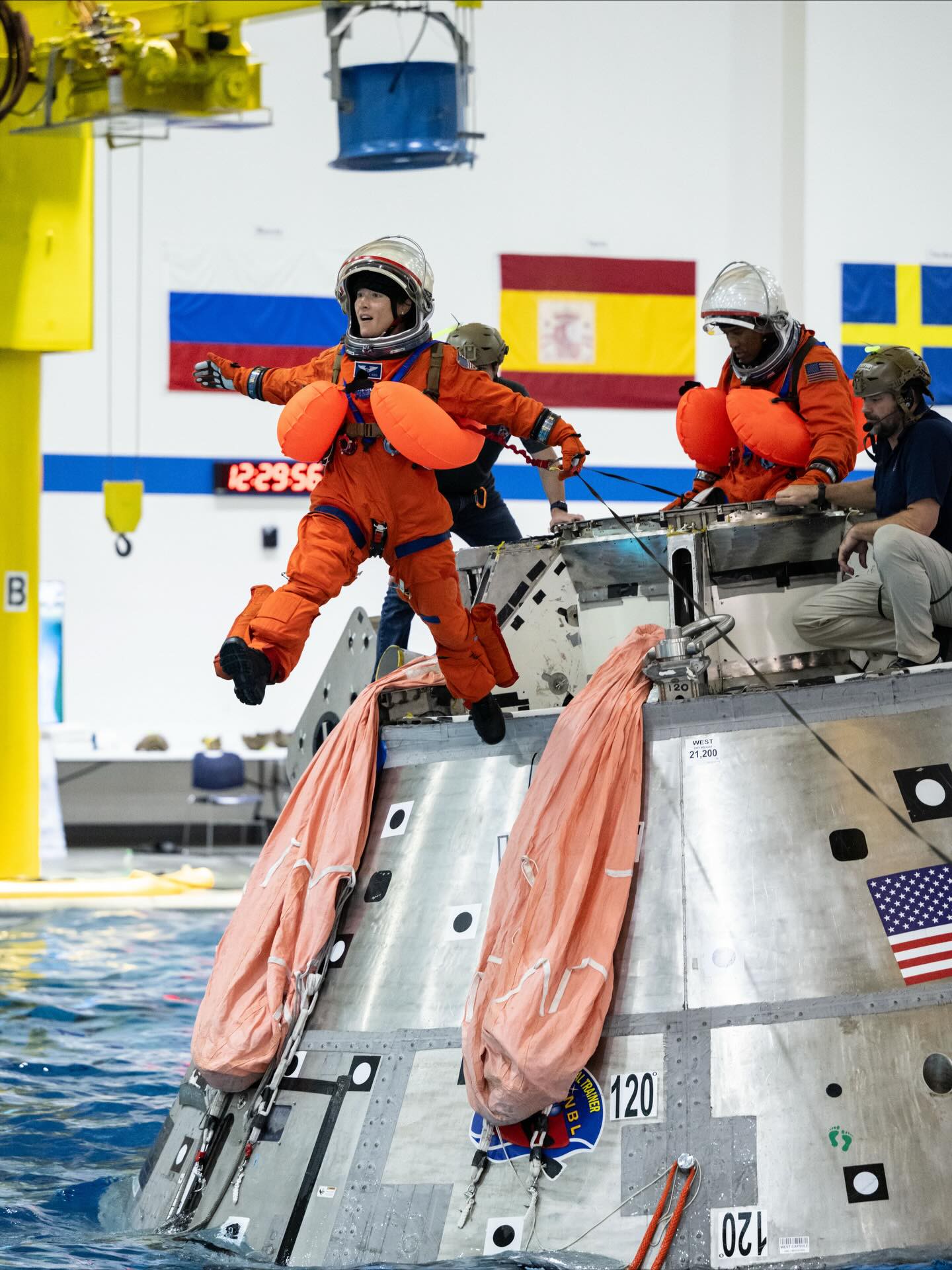 Hinh anh Nữ phi hành gia Christina Koch: Người phụ nữ đầu tiên chinh phục Mặt trăng 5