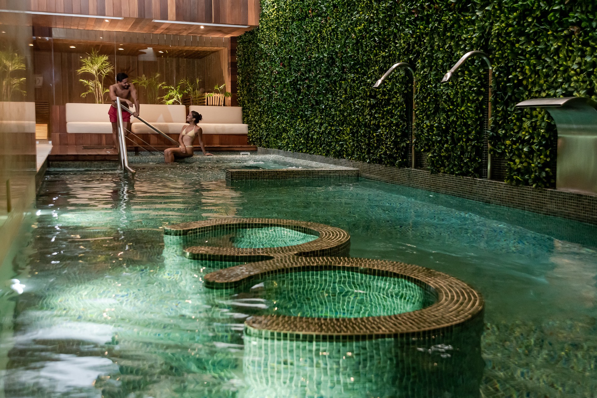 Hinh anh Trạng thái "Không trọng lực" (Buoyancy): 3