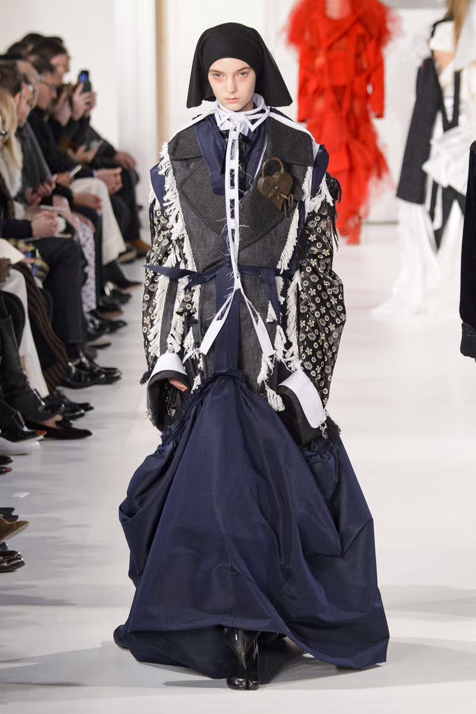 Hinh anh John Galiano và những bí thuật thời trang không thể sao chép 7