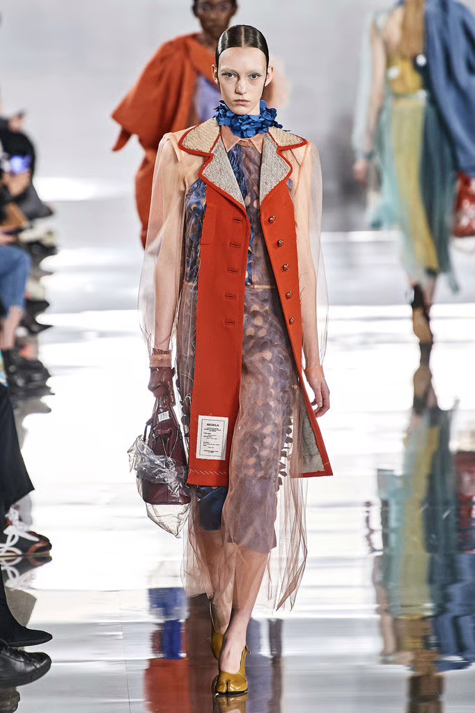 Hinh anh John Galiano và những bí thuật thời trang không thể sao chép 23