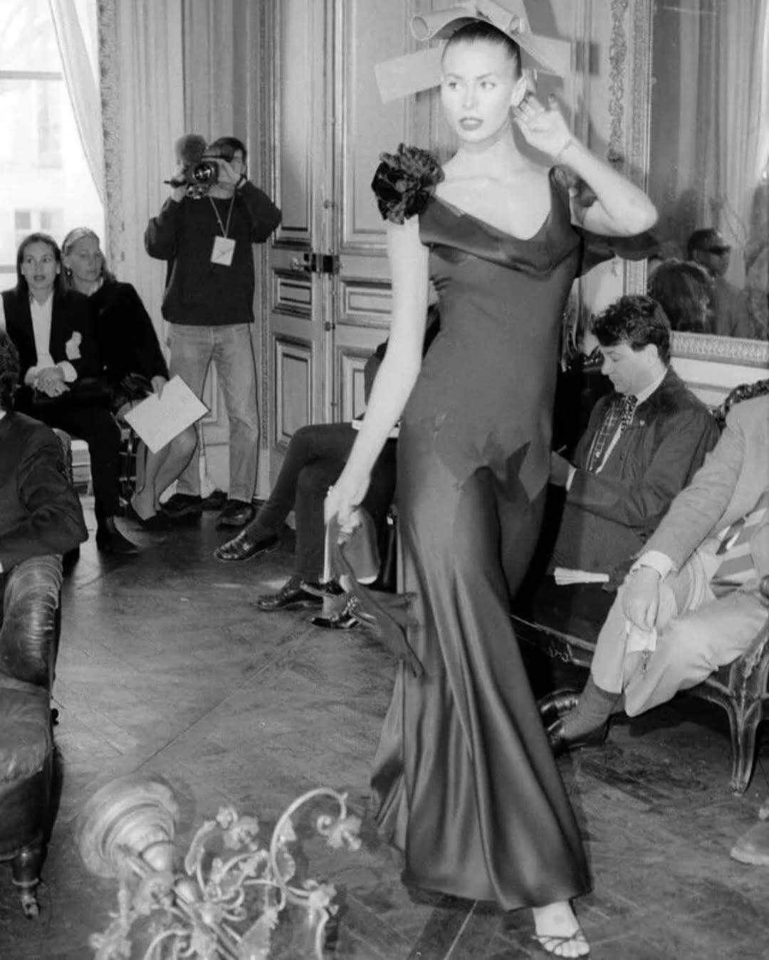 Hinh anh John Galiano và những bí thuật thời trang không thể sao chép 3