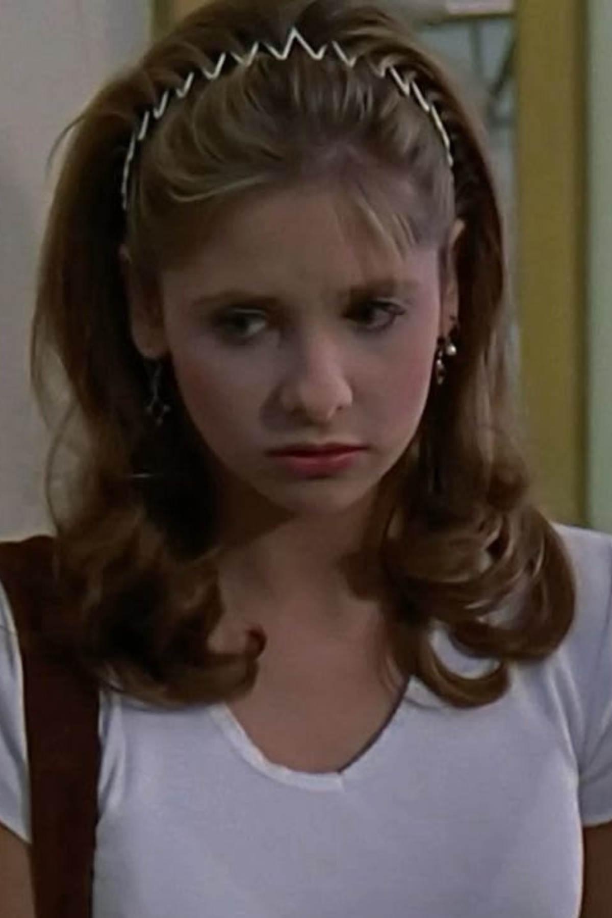 Hinh anh Miu Miu hồi sinh xu hướng băng đô Y2K hậu Paris Fashion Week 2026 1