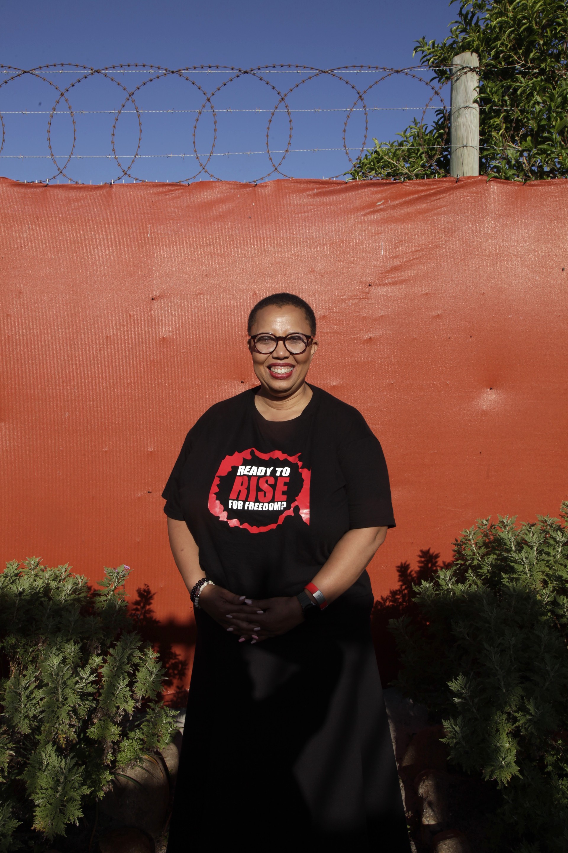 Hinh anh Charlize Theron và hành trình hướng về phụ nữ Nam Phi 3