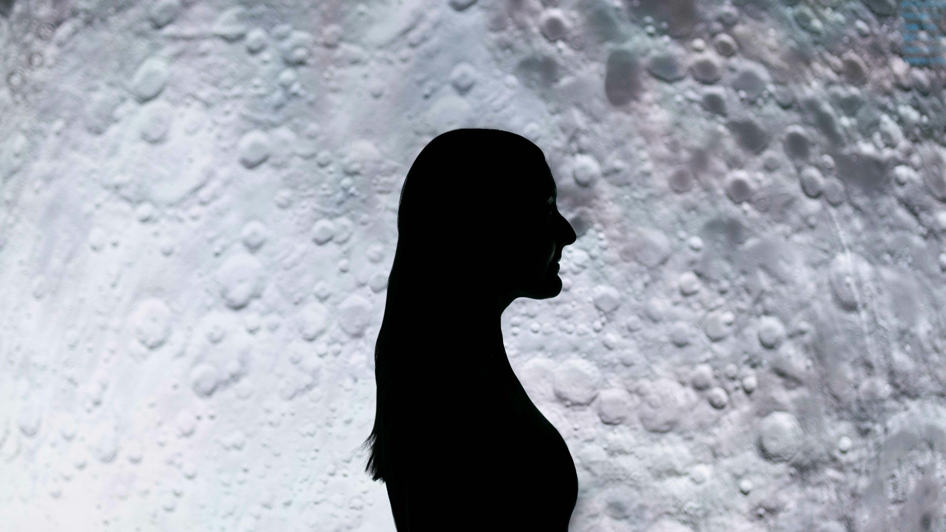 Nghệ thuật cân bằng năng lượng theo chu kỳ Mặt Trăng