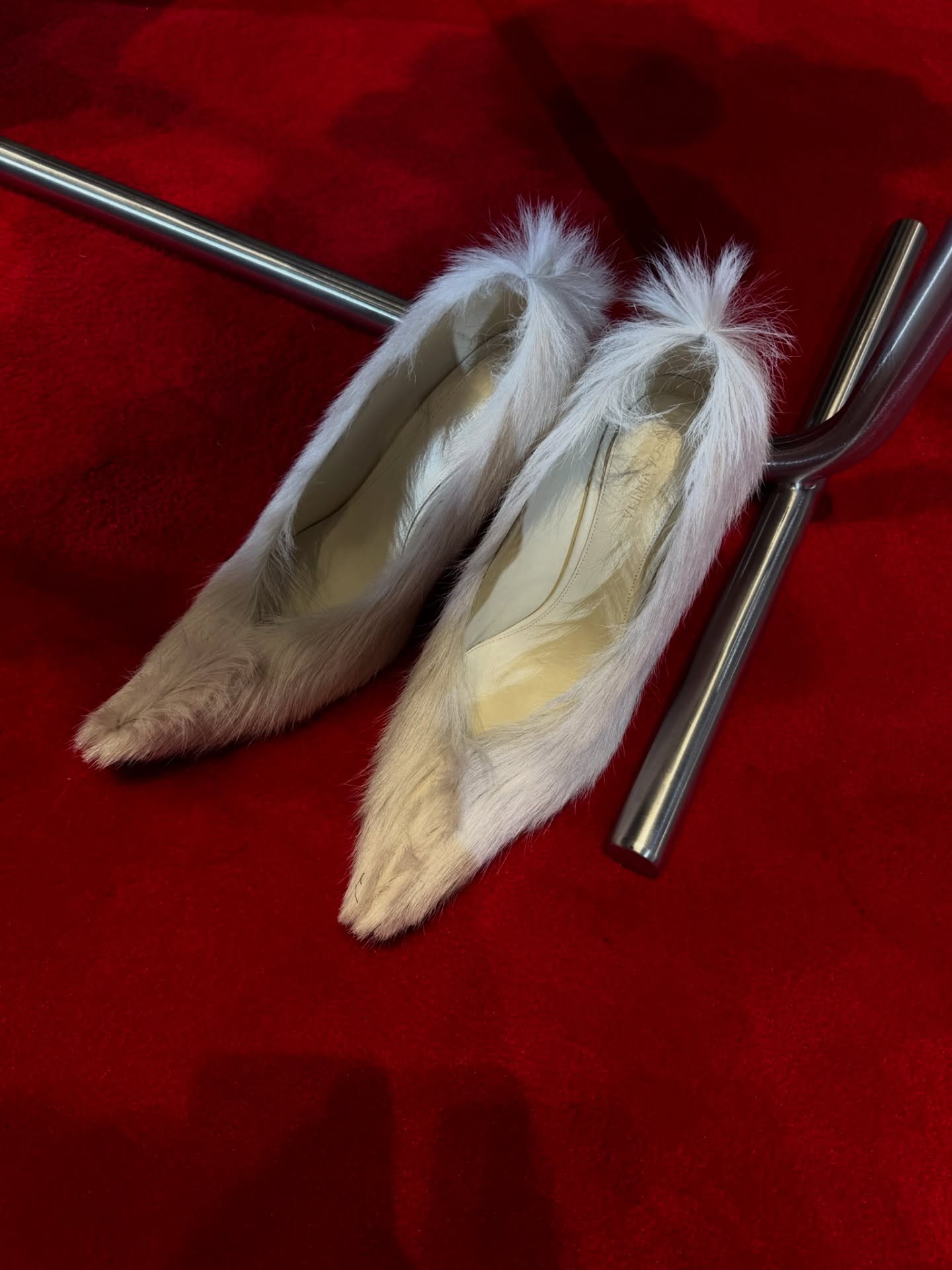 Hinh anh Bottega Vaneta Fall Winter 2026: Thảm đỏ của cấu trúc và chất liệu 20