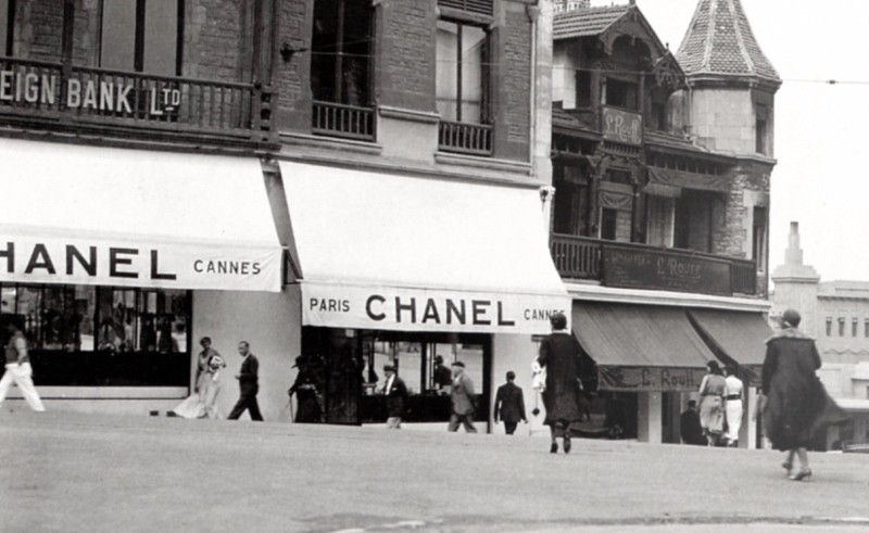 Hinh anh CHANEL Cruise 2026/27: Bản tuyên ngôn tự do từ bệ phóng Biarritz 2