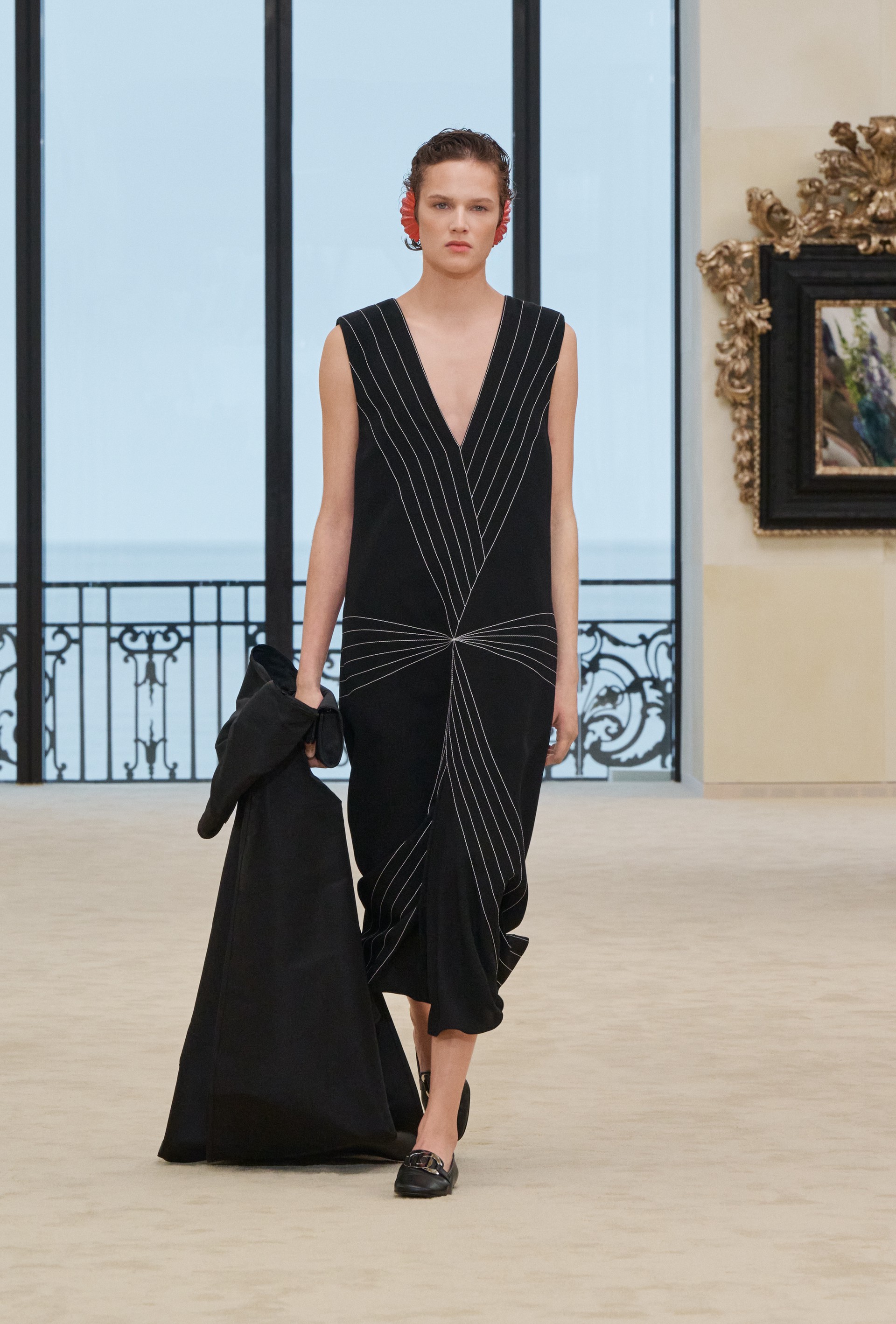 Hinh anh CHANEL Cruise 2026/27: Bản tuyên ngôn tự do từ bệ phóng Biarritz 3
