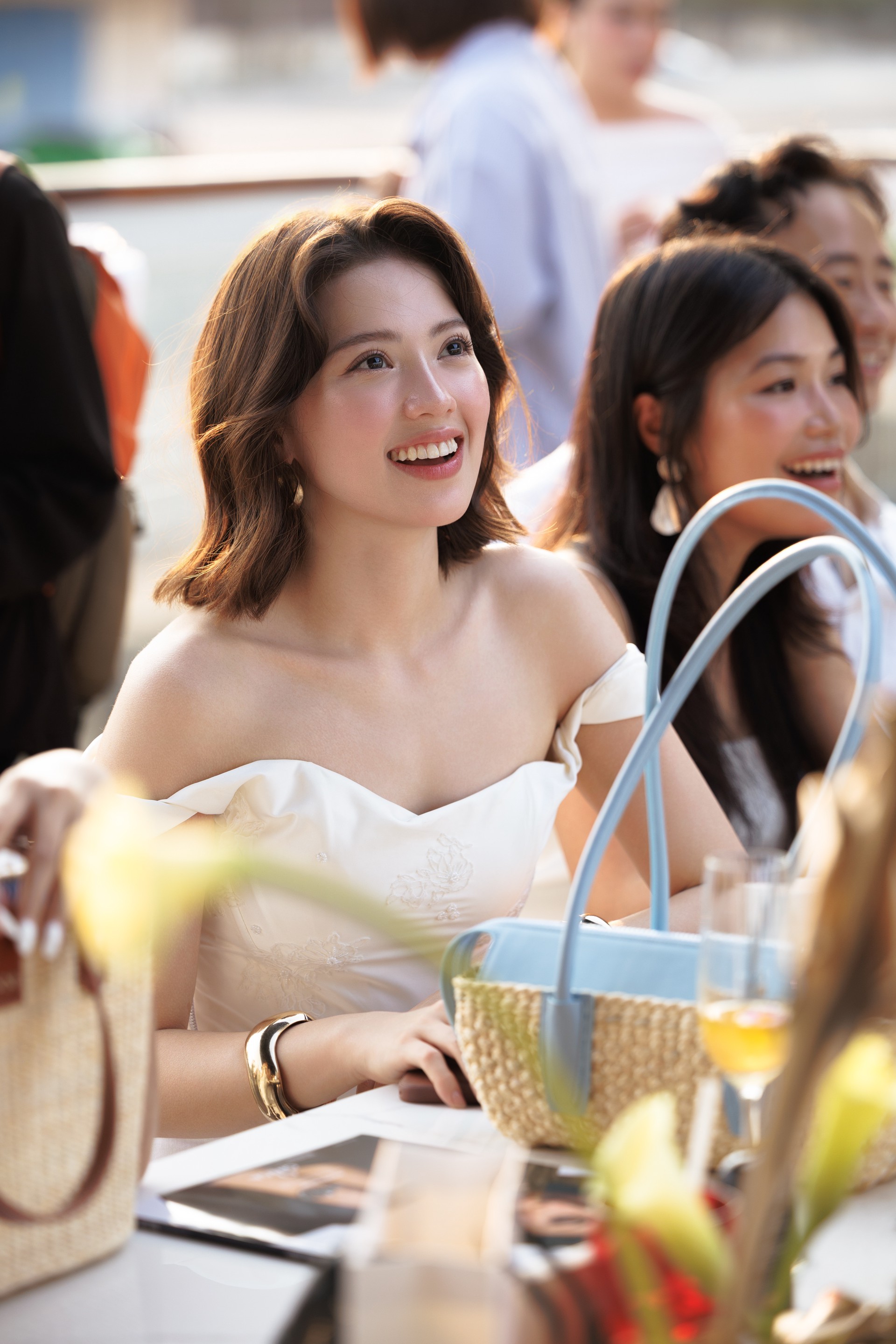 Hinh anh Marie Claire Privé x AHC: Chuyến du ngoạn mùa Hè bắt đầu từ chống nắng 24