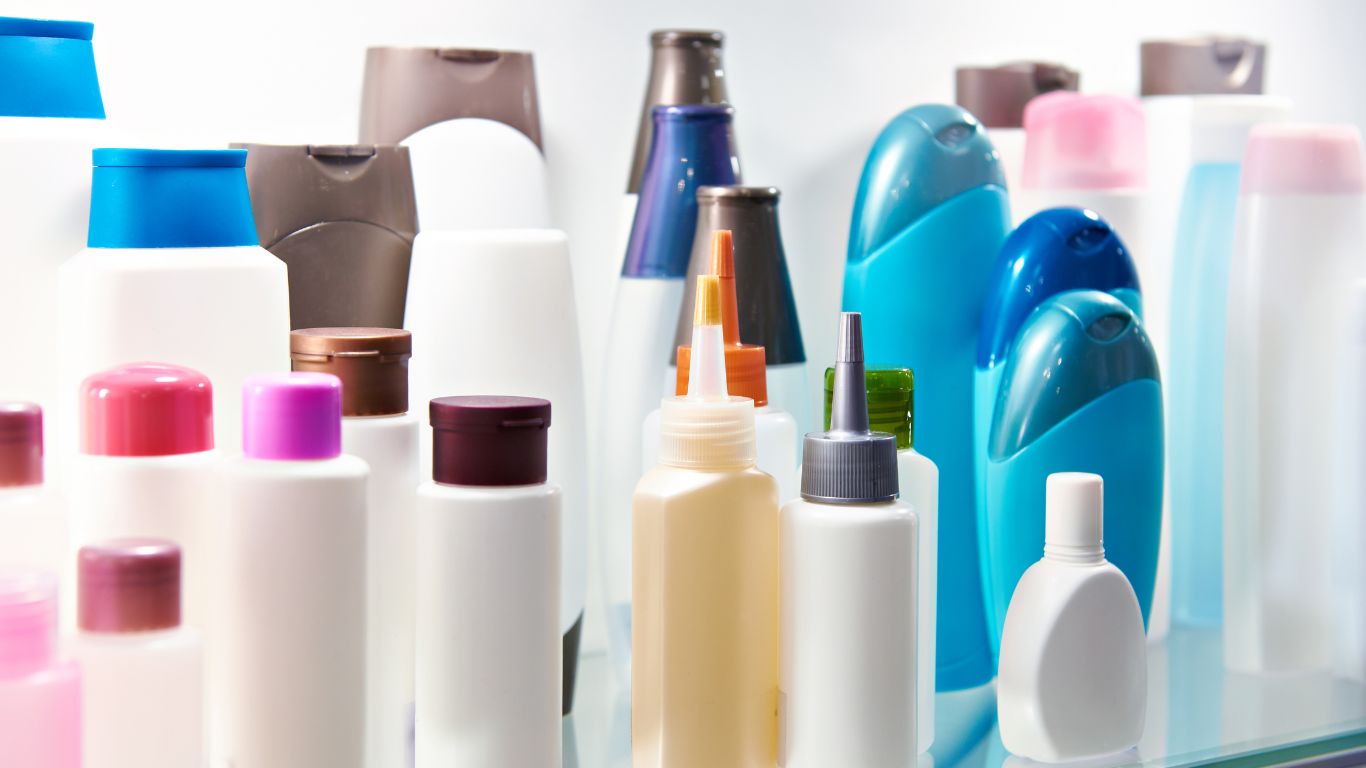 Hinh anh Xung đột Mỹ - Israel với Iran phơi bày “điểm yếu” bao bì của ngành làm đẹp 5